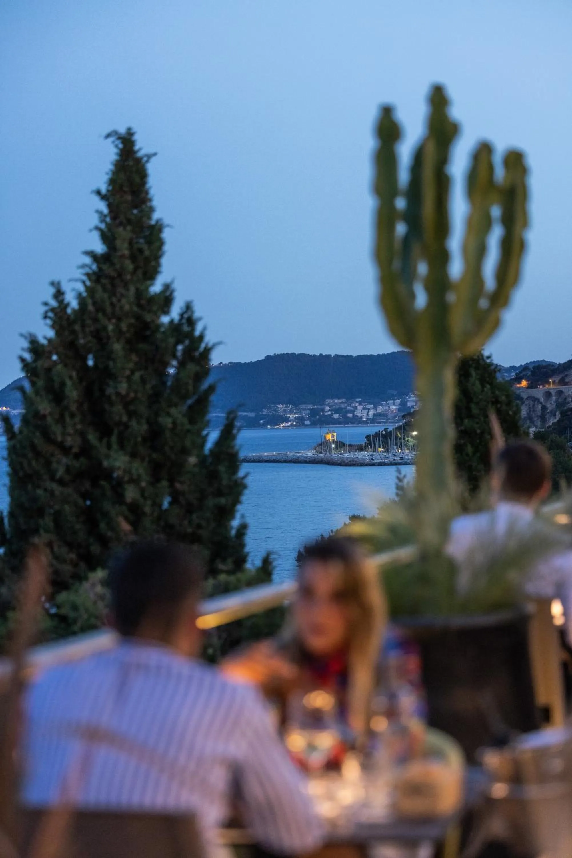 Restaurant/places to eat in Baba Residences