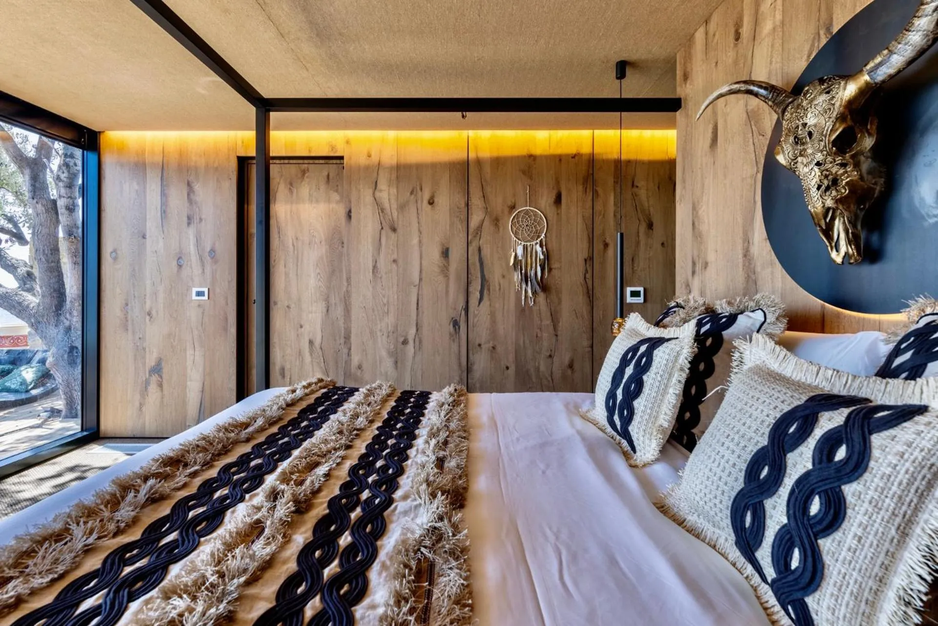 Bed in Baba Residences