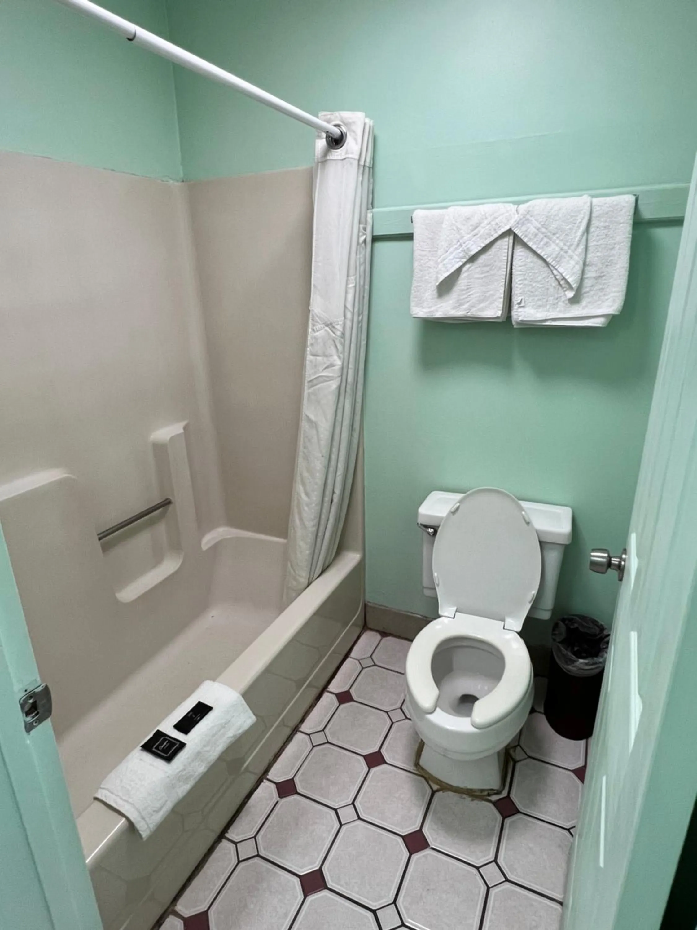 Bathroom in Travelers inn