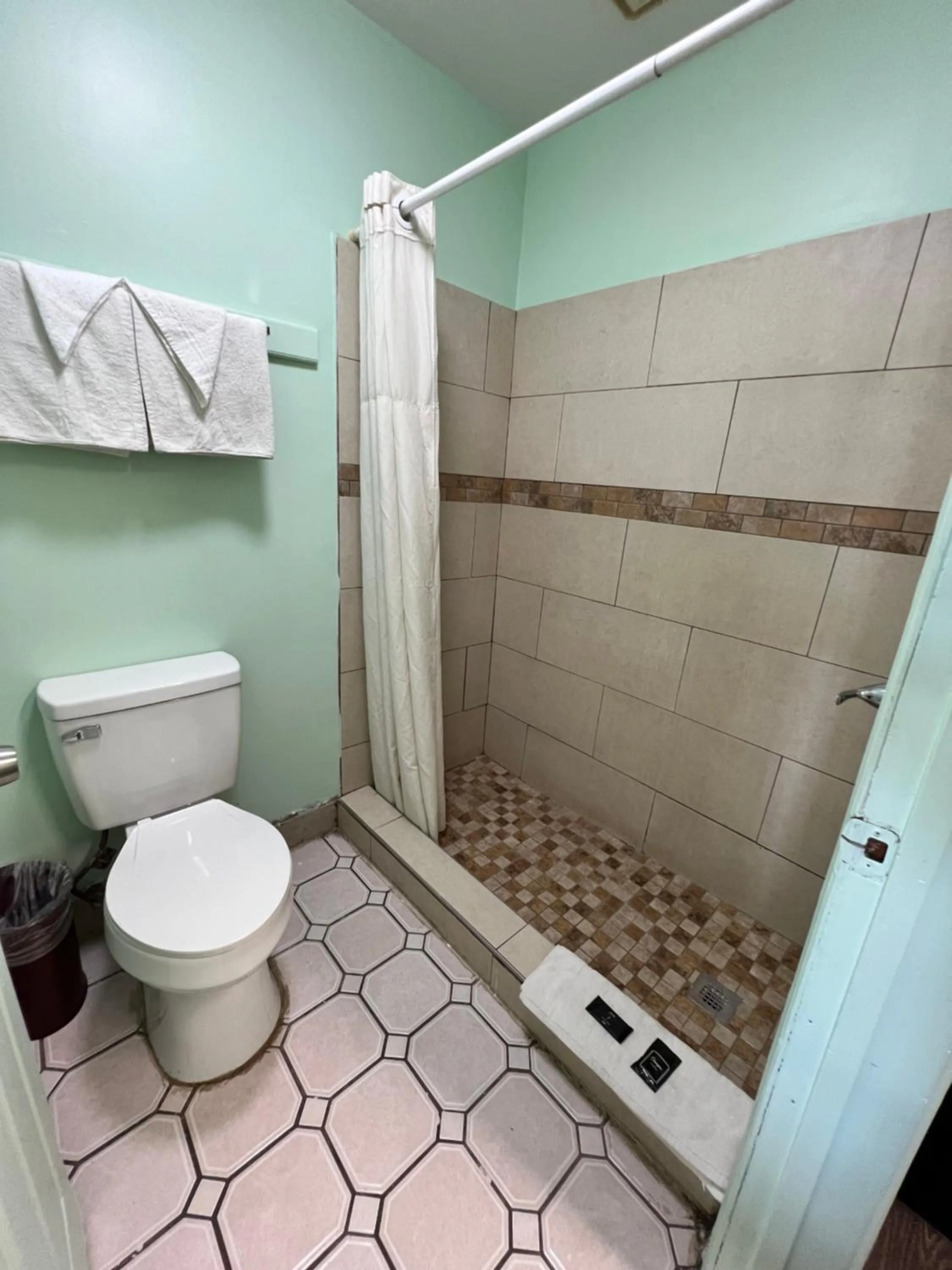 Bathroom in Travelers inn