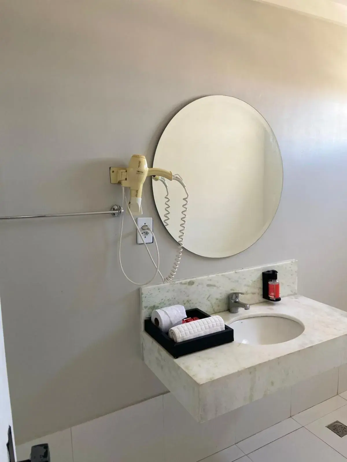 Twin Room - single occupancy in Hotel Veneza Twin Room - single occupancy in Hotel Veneza
