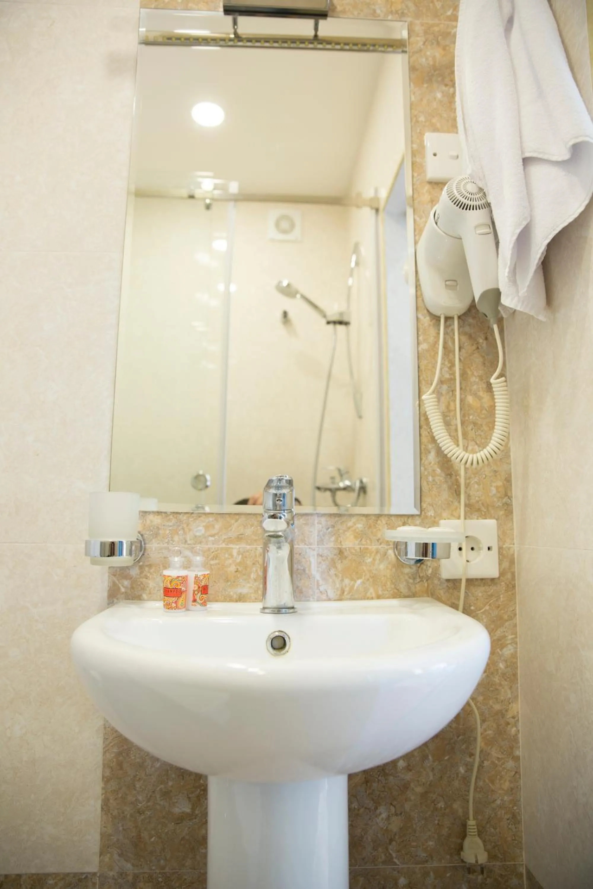 City Walls Hotel