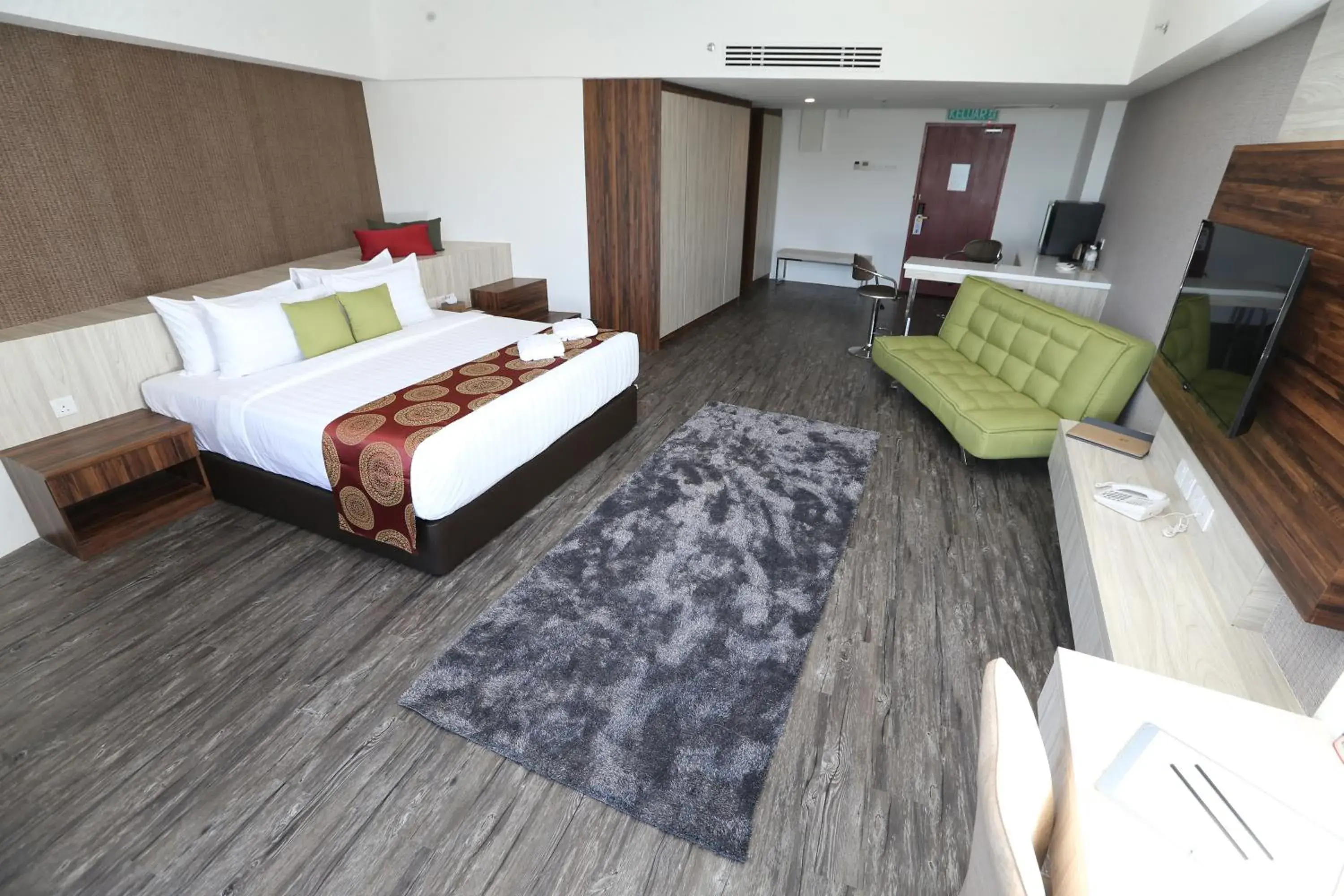 Bed in AMERALD RESORT HOTEL DESARU Bed in AMERALD RESORT HOTEL DESARU