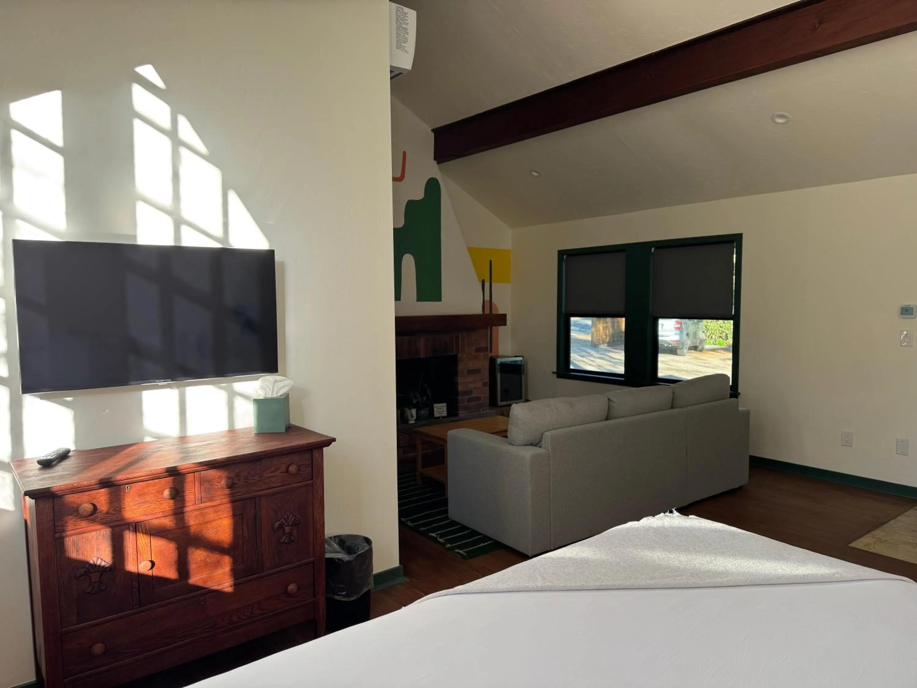 Photo of the whole room, Bed in Piety Hill Cottages