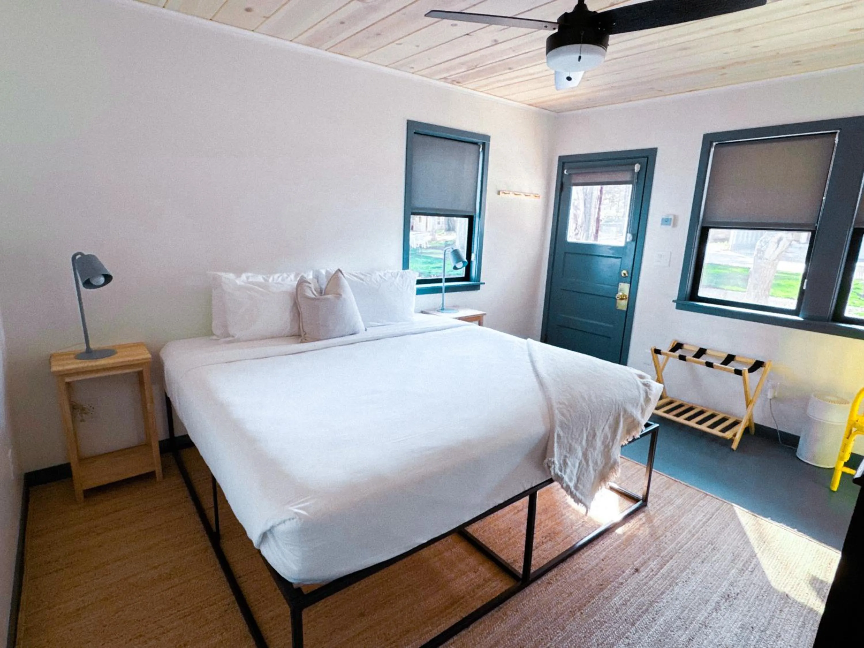 Photo of the whole room, Bed in Piety Hill Cottages