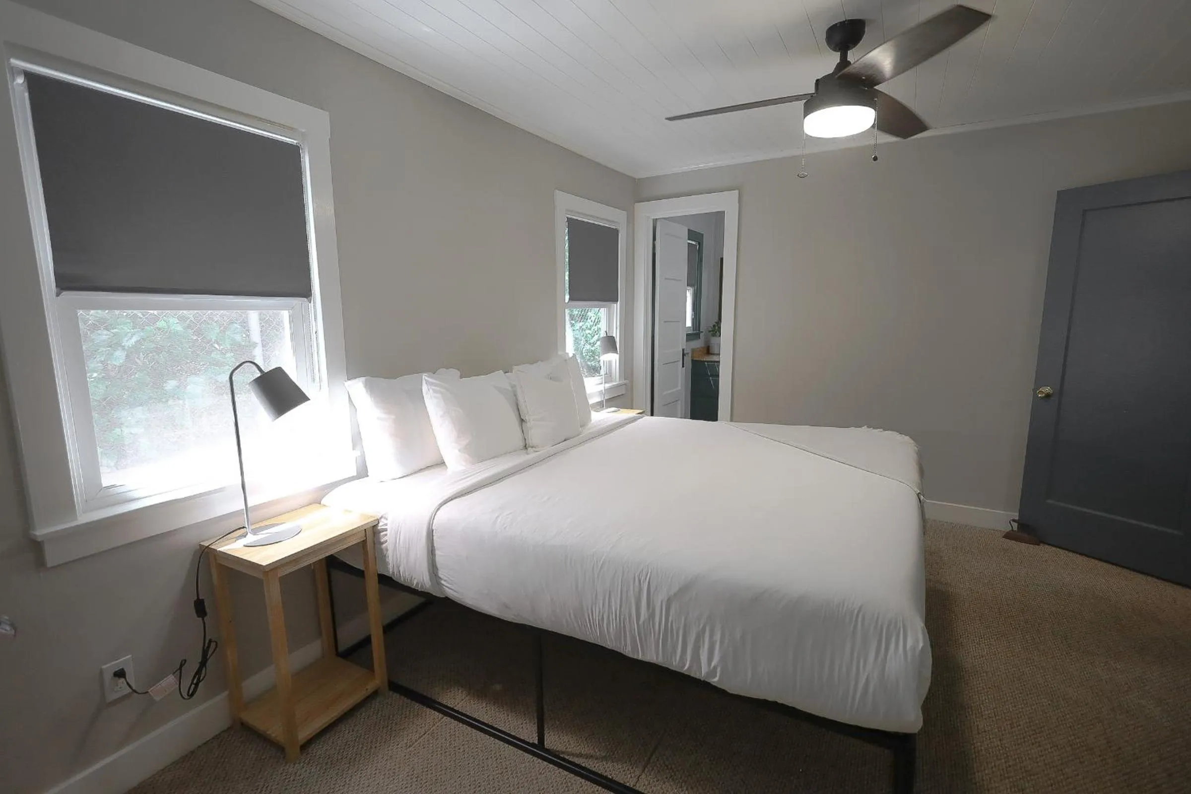 Bedroom, Bed in Piety Hill Cottages