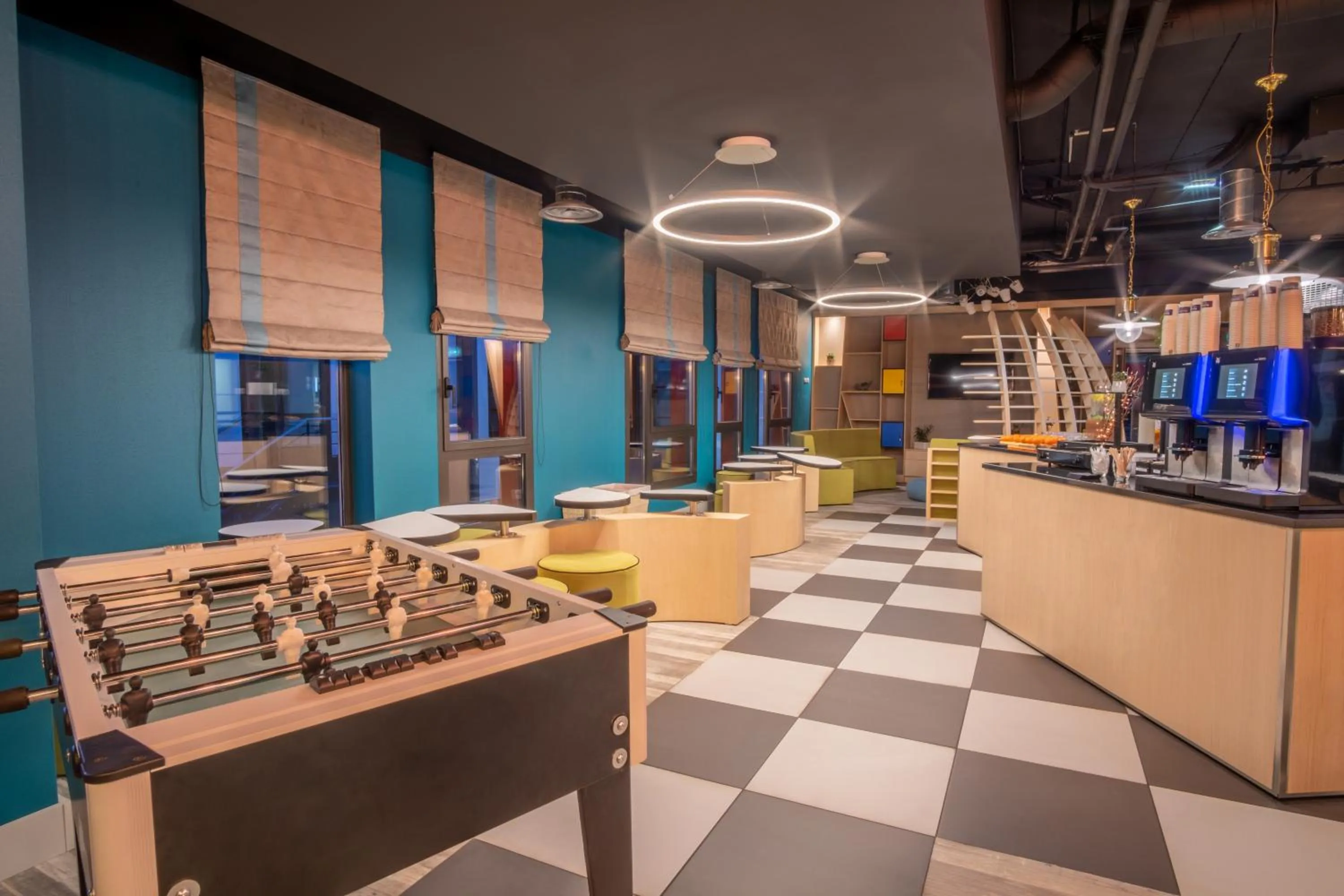 Business facilities in Kyriad Prestige Lyon Est - Saint Priest Eurexpo Hotel and SPA