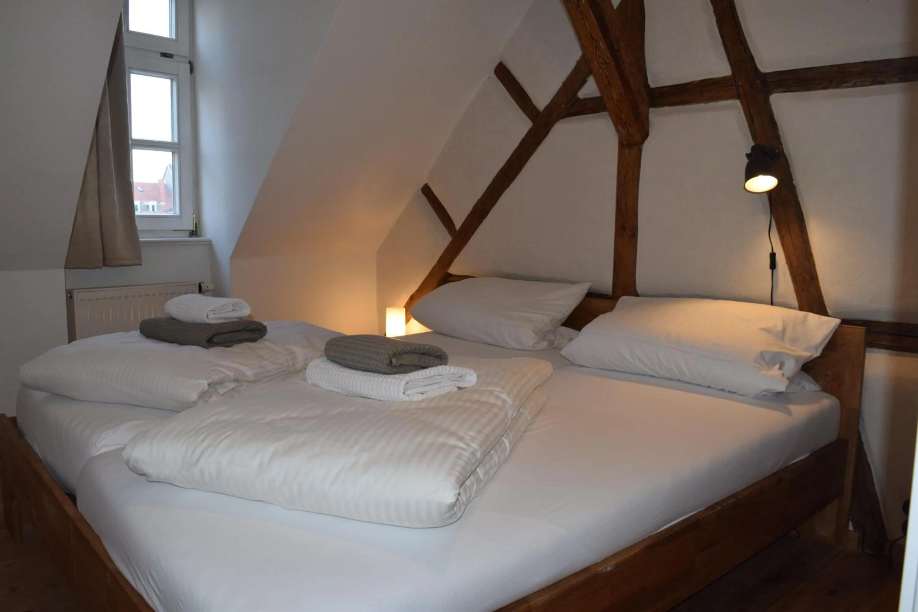 Bed in Stella Apartments am Erfurter Dom