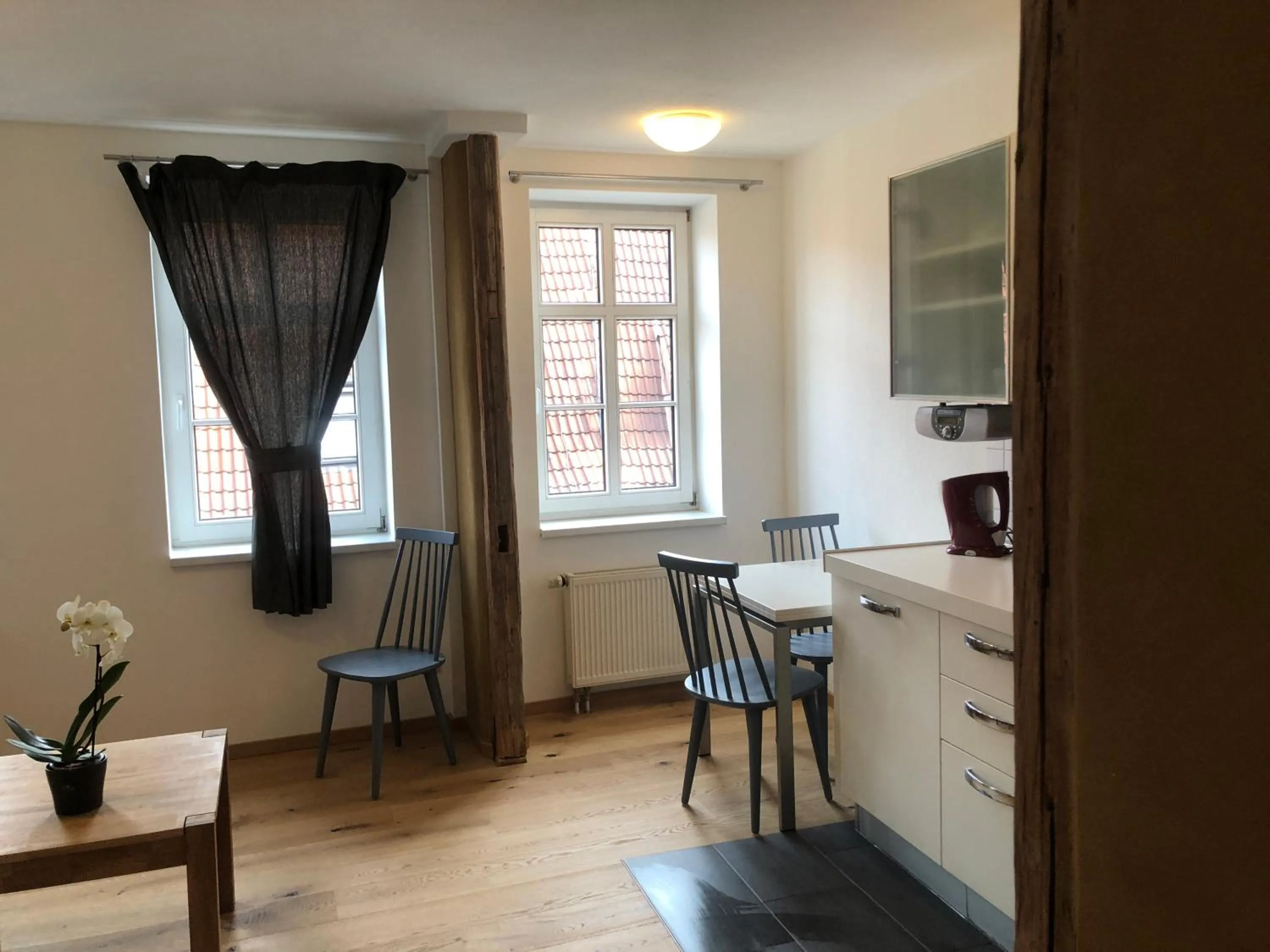 Photo of the whole room in Stella Apartments am Erfurter Dom