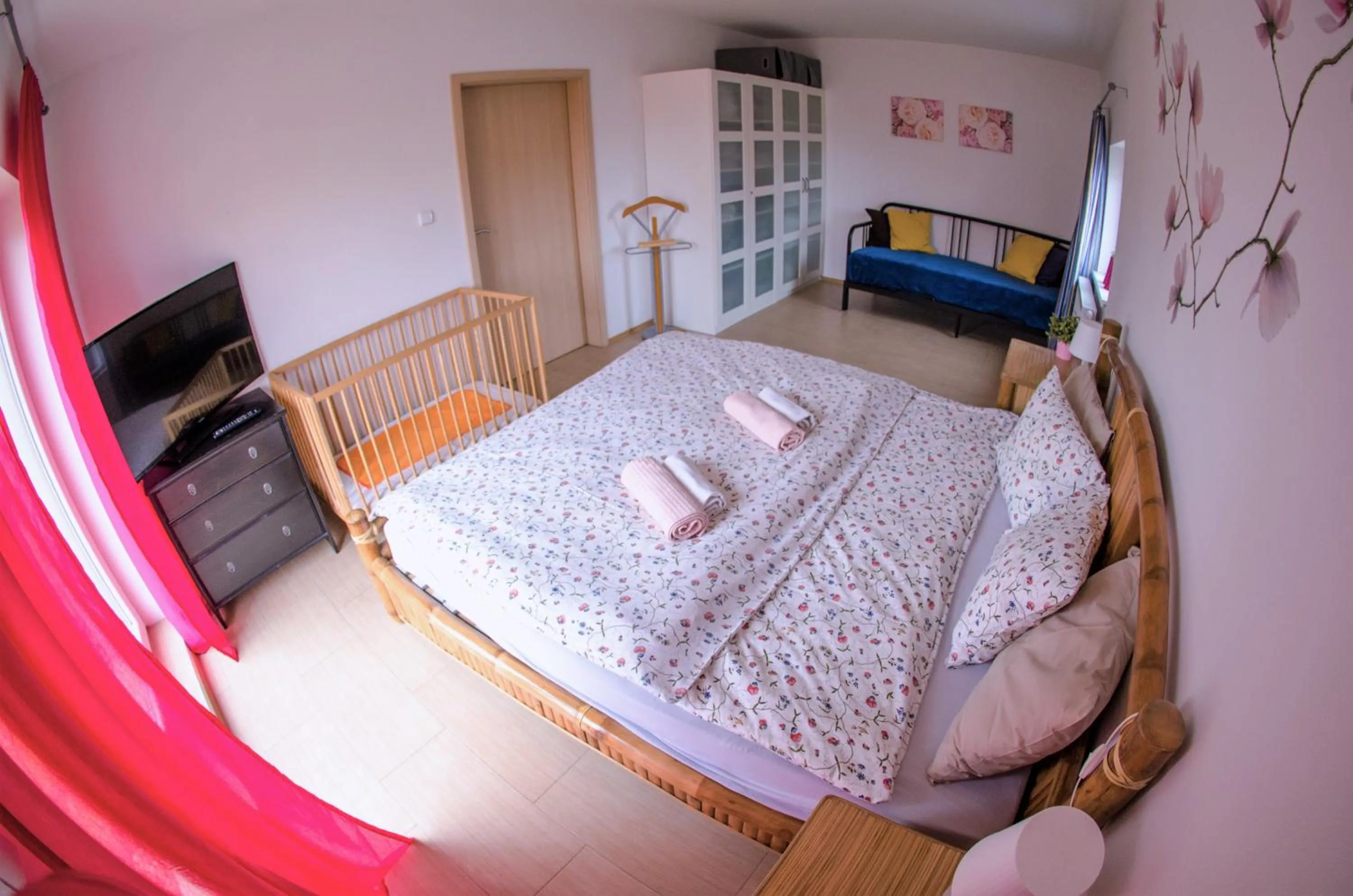 Bed in Buxusson Resort