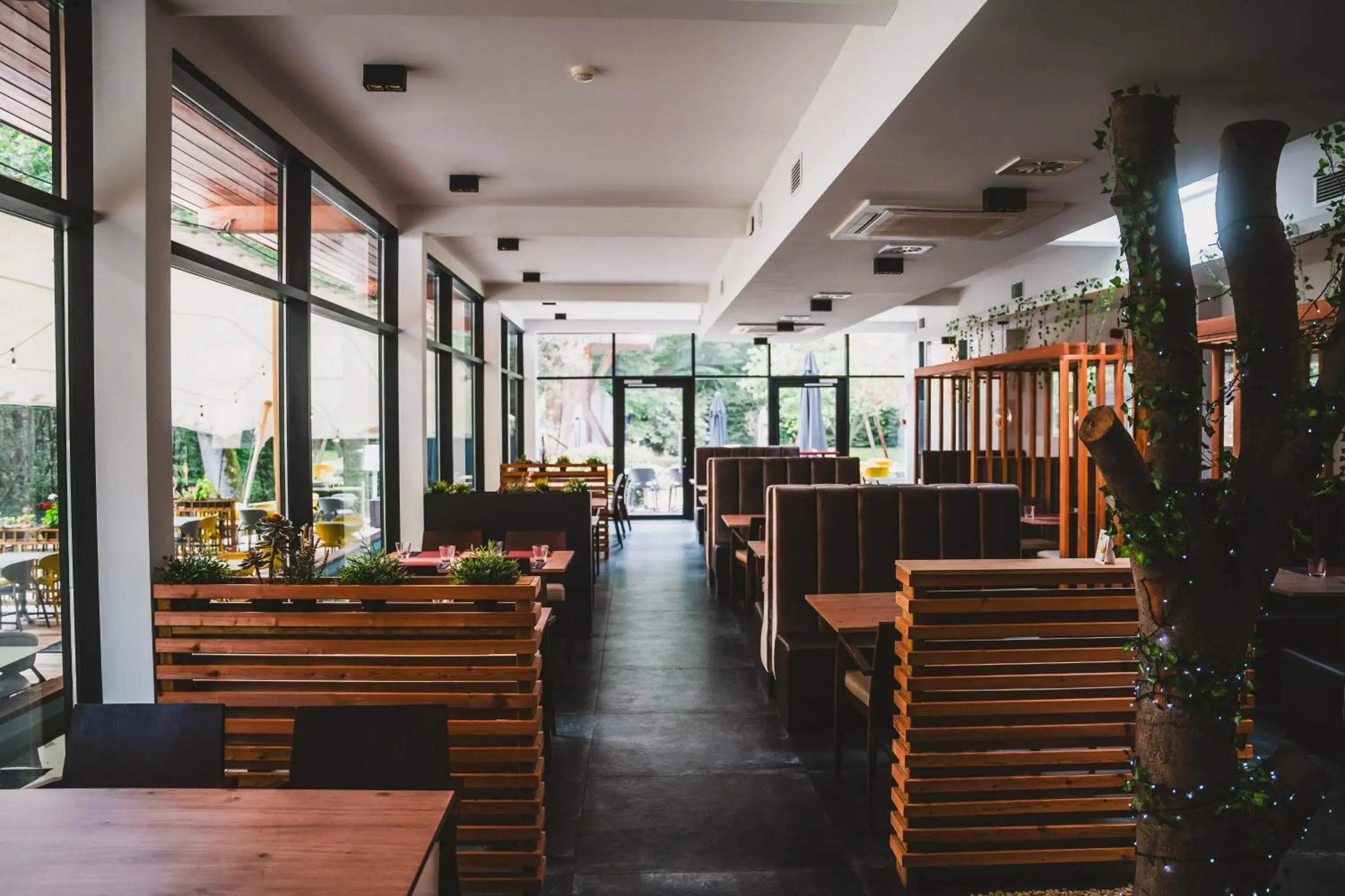 Restaurant/places to eat in Utopia Hotel - Art & Nature Hotel Restaurant/places to eat in Utopia Hotel - Art & Nature Hotel