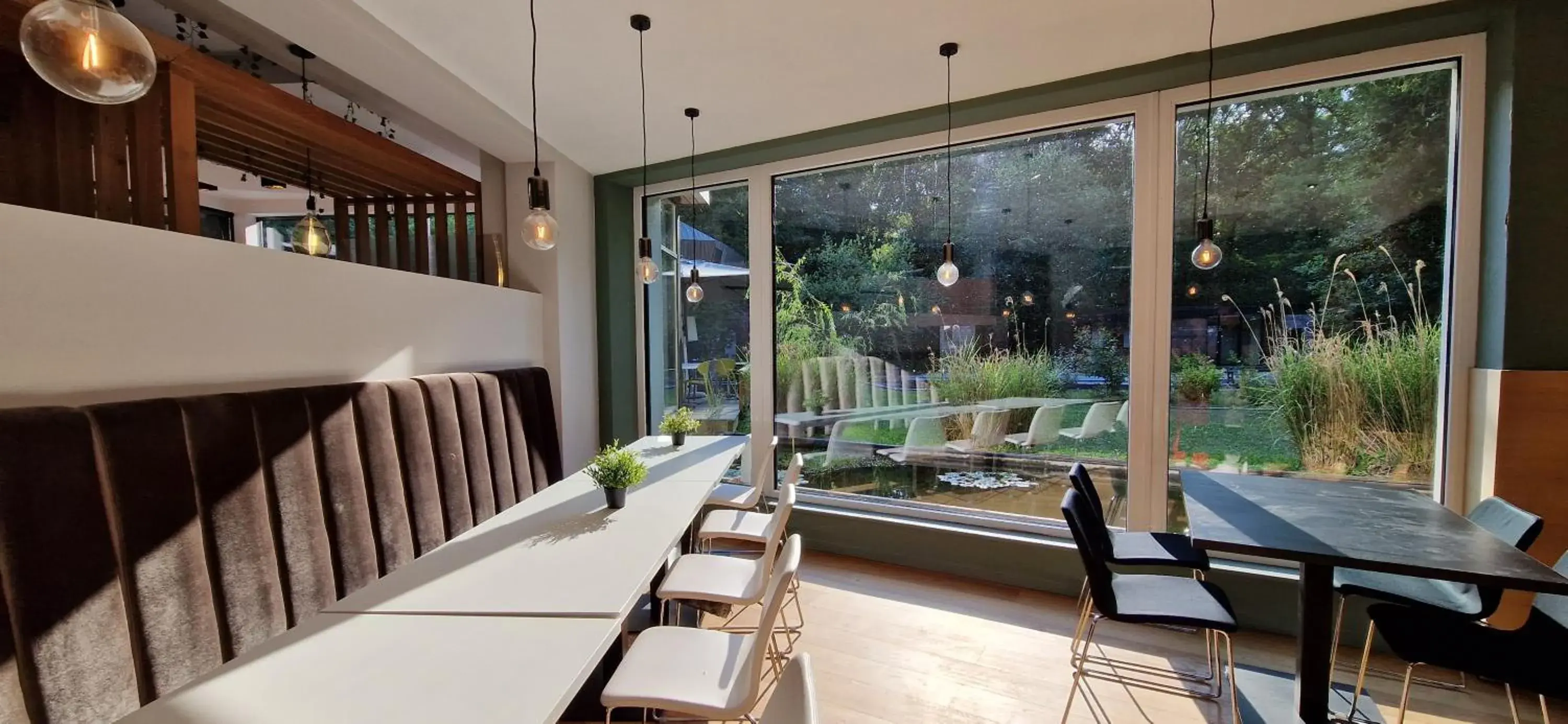 Restaurant/places to eat in Utopia Hotel - Art & Nature Hotel Restaurant/places to eat in Utopia Hotel - Art & Nature Hotel