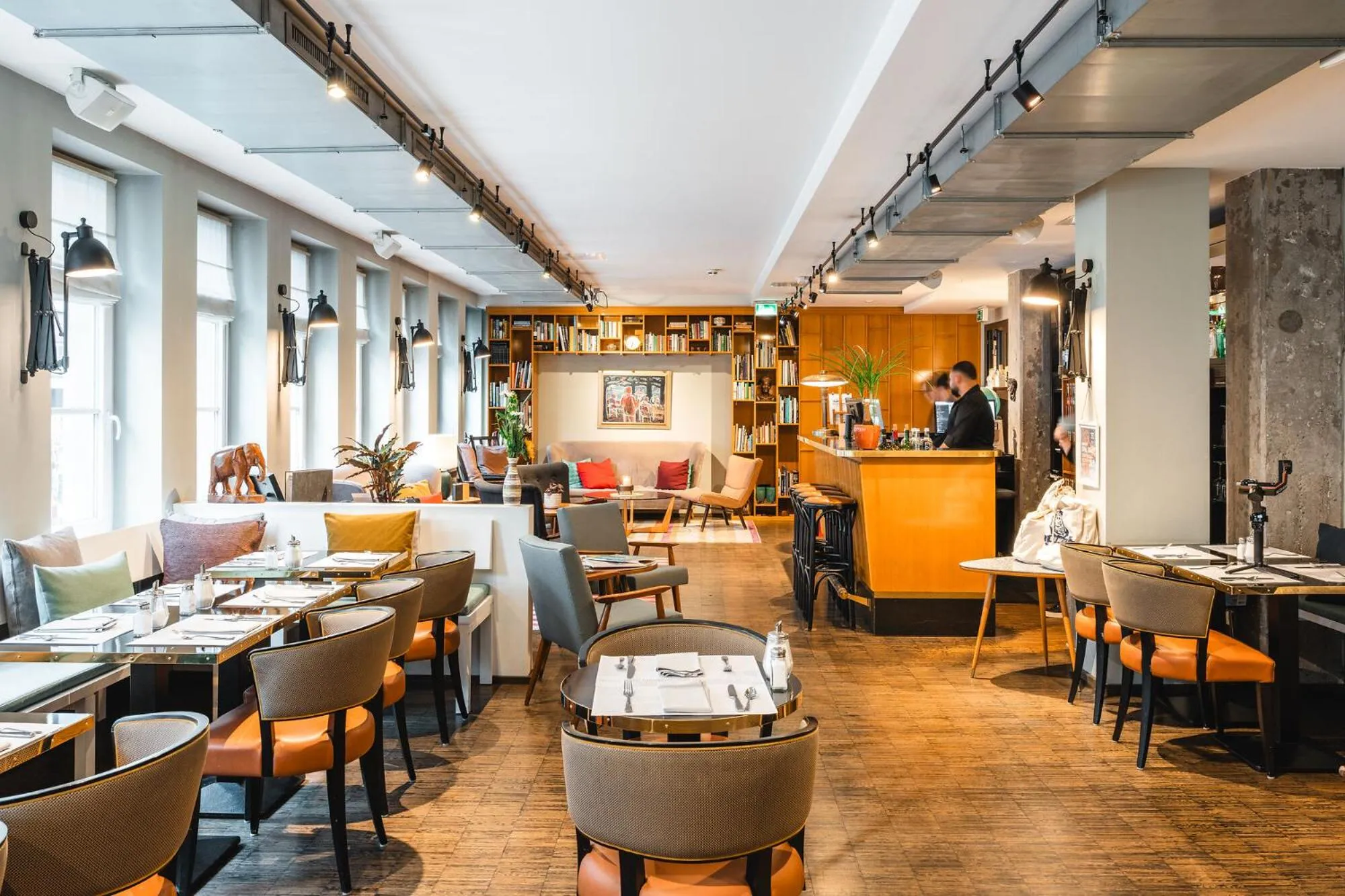 Lounge or bar in Henri Hotel Hamburg Downtown