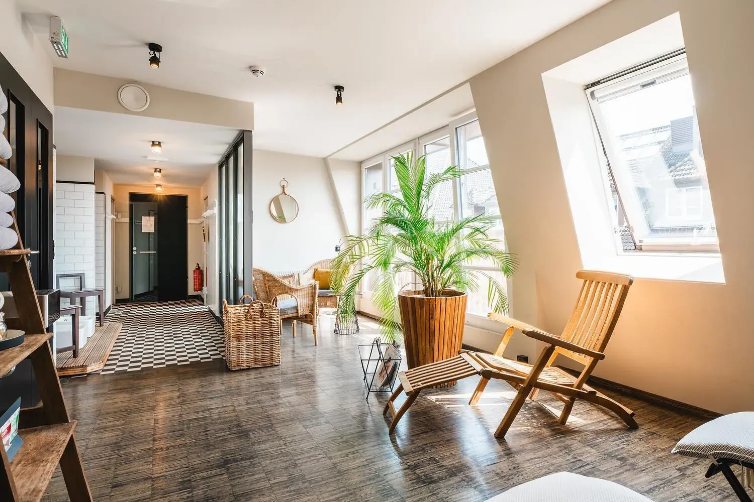 Spa and wellness centre/facilities, Bed in Henri Hotel Hamburg Downtown Spa and wellness centre/facilities, Bed in Henri Hotel Hamburg Downtown