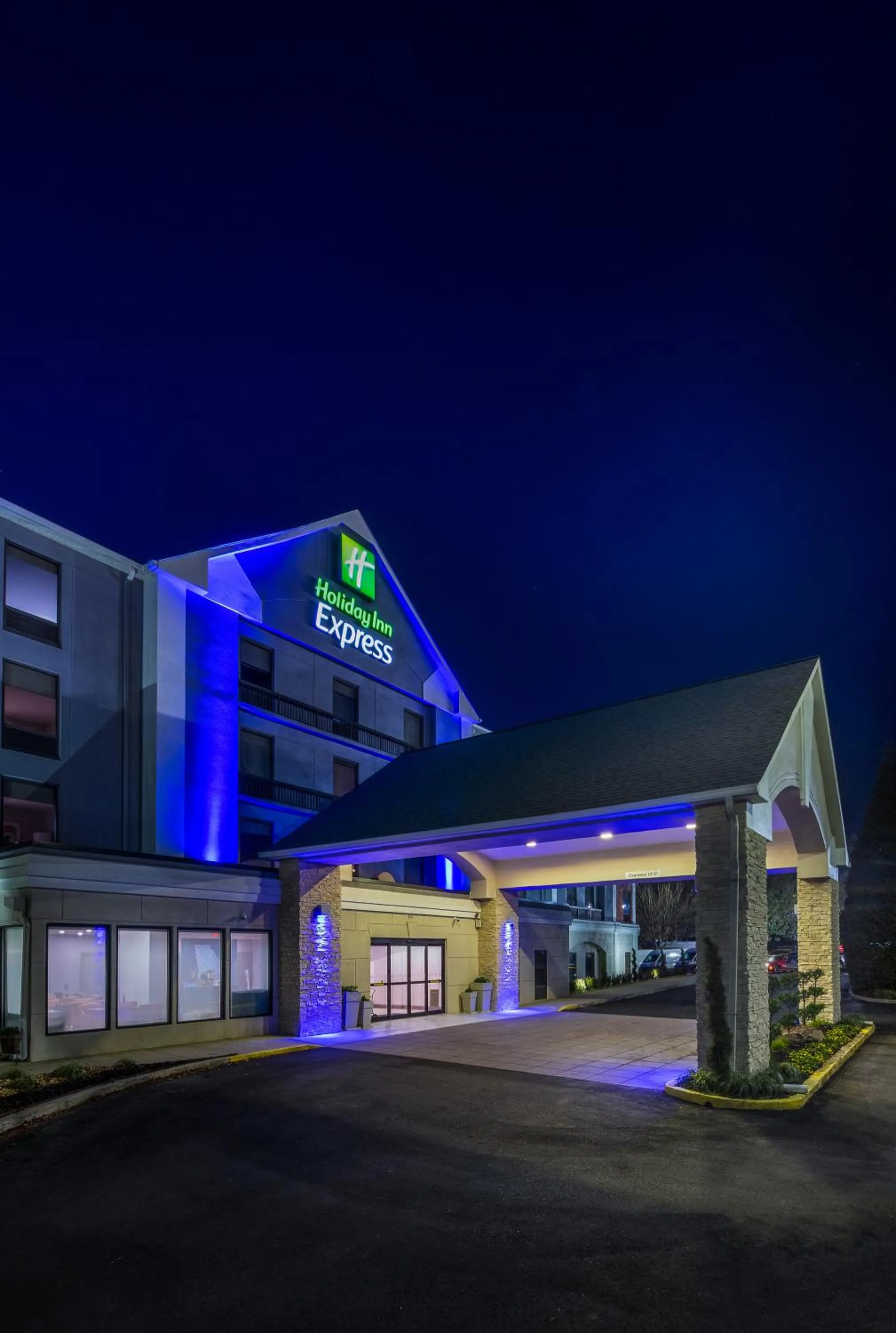 Property building in Holiday Inn Express Atlanta West - Theme Park Area by IHG