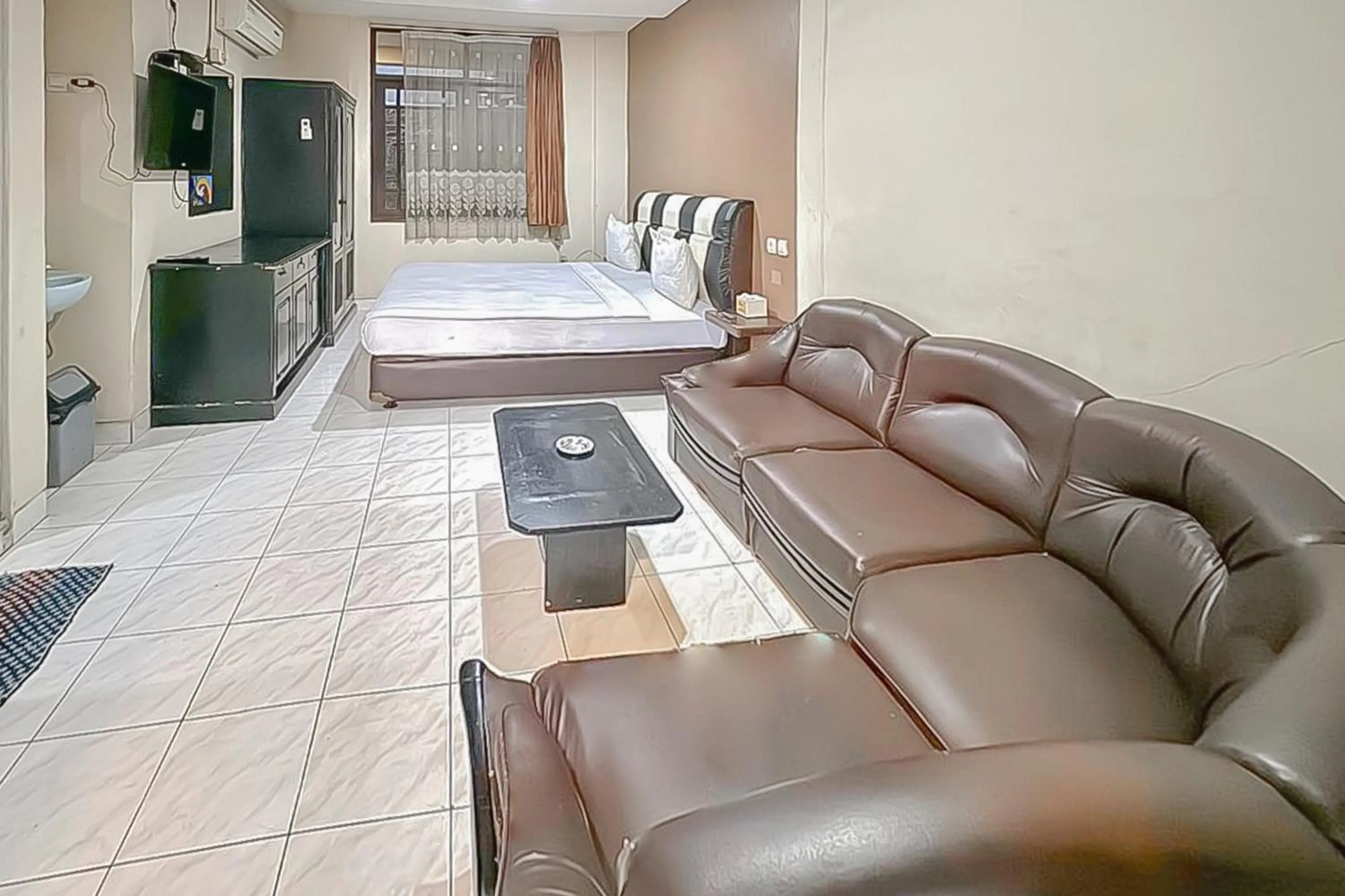 Bedroom in Fajar Indah Hotel Mitra RedDoorz