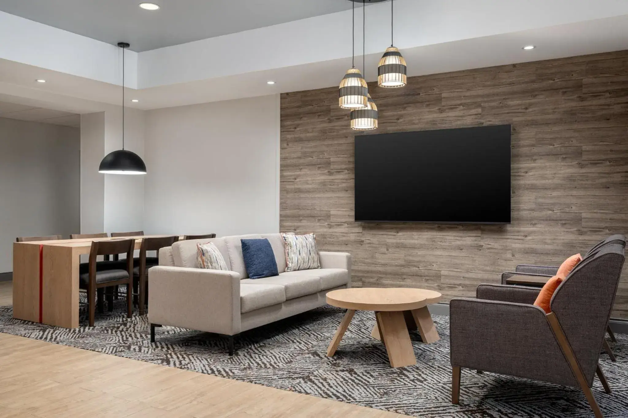 Property building in Candlewood Suites Mooresville Lake Norman,NC by IHG Property building in Candlewood Suites Mooresville Lake Norman,NC by IHG