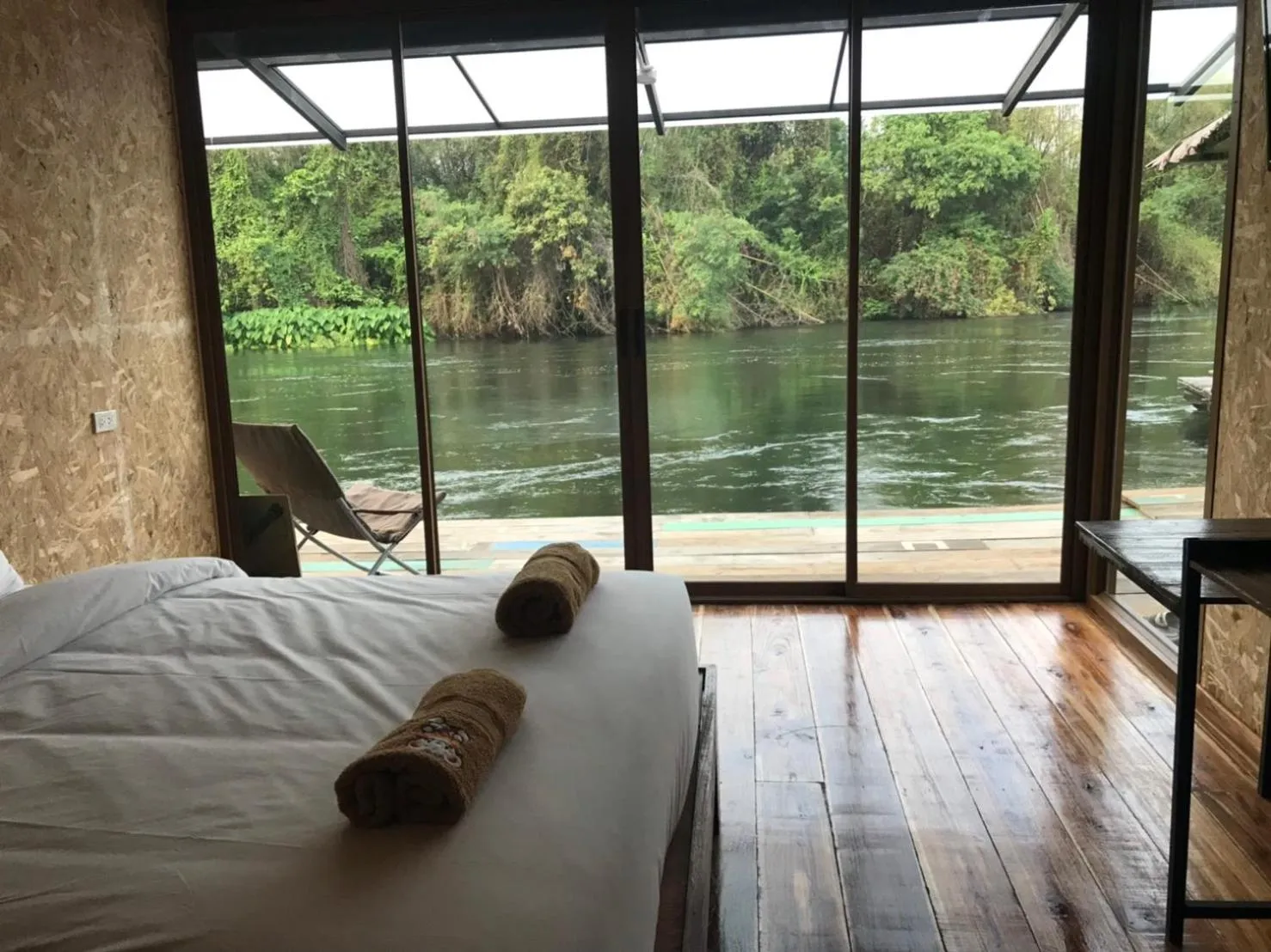 Bed in Kodaun River Kwai Resort