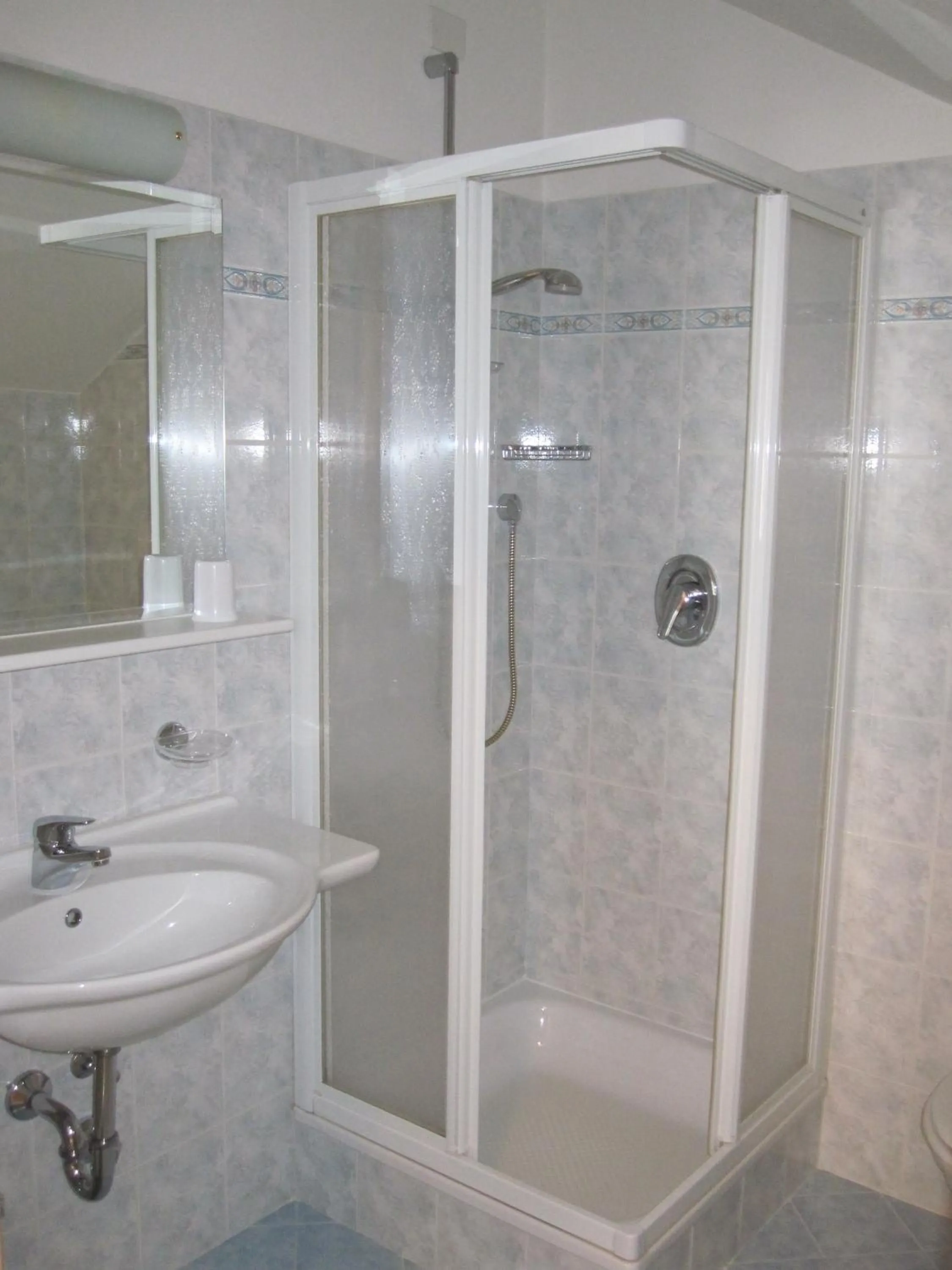 Bathroom in Hotel Borest