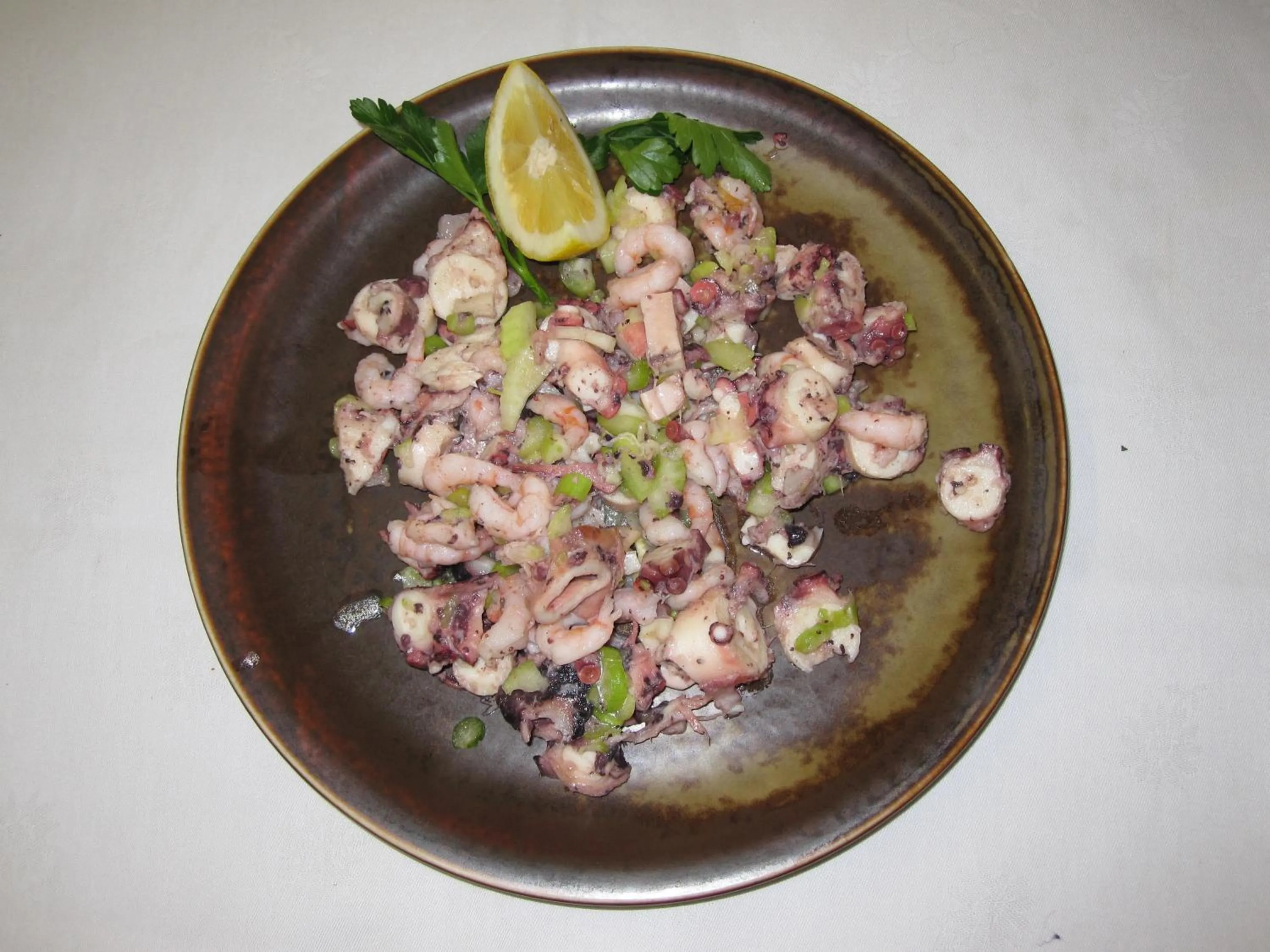 Restaurant/places to eat in Hotel Borest