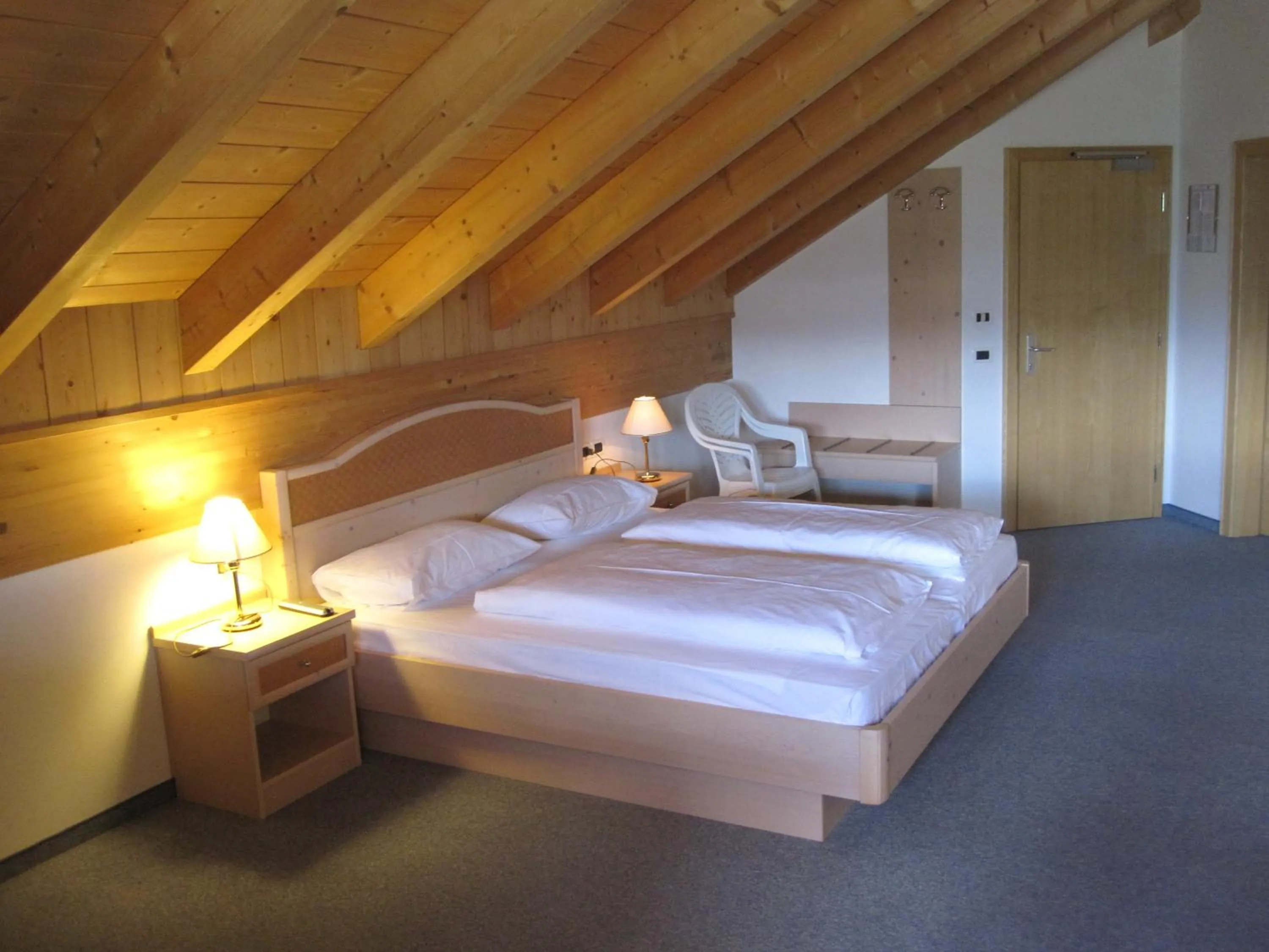 Bedroom, Bed in Hotel Borest
