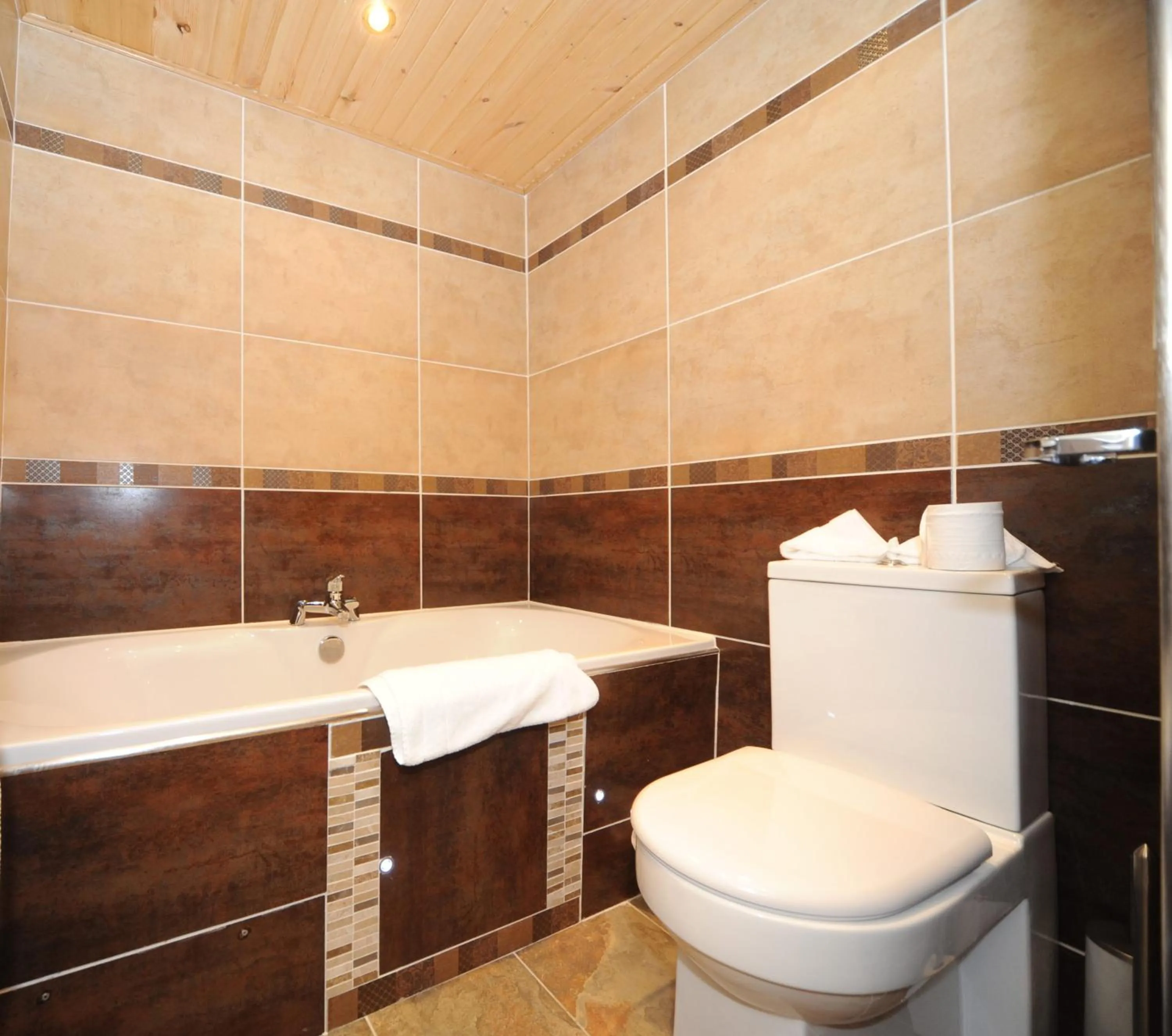 Bathroom in Craigard House Hotel