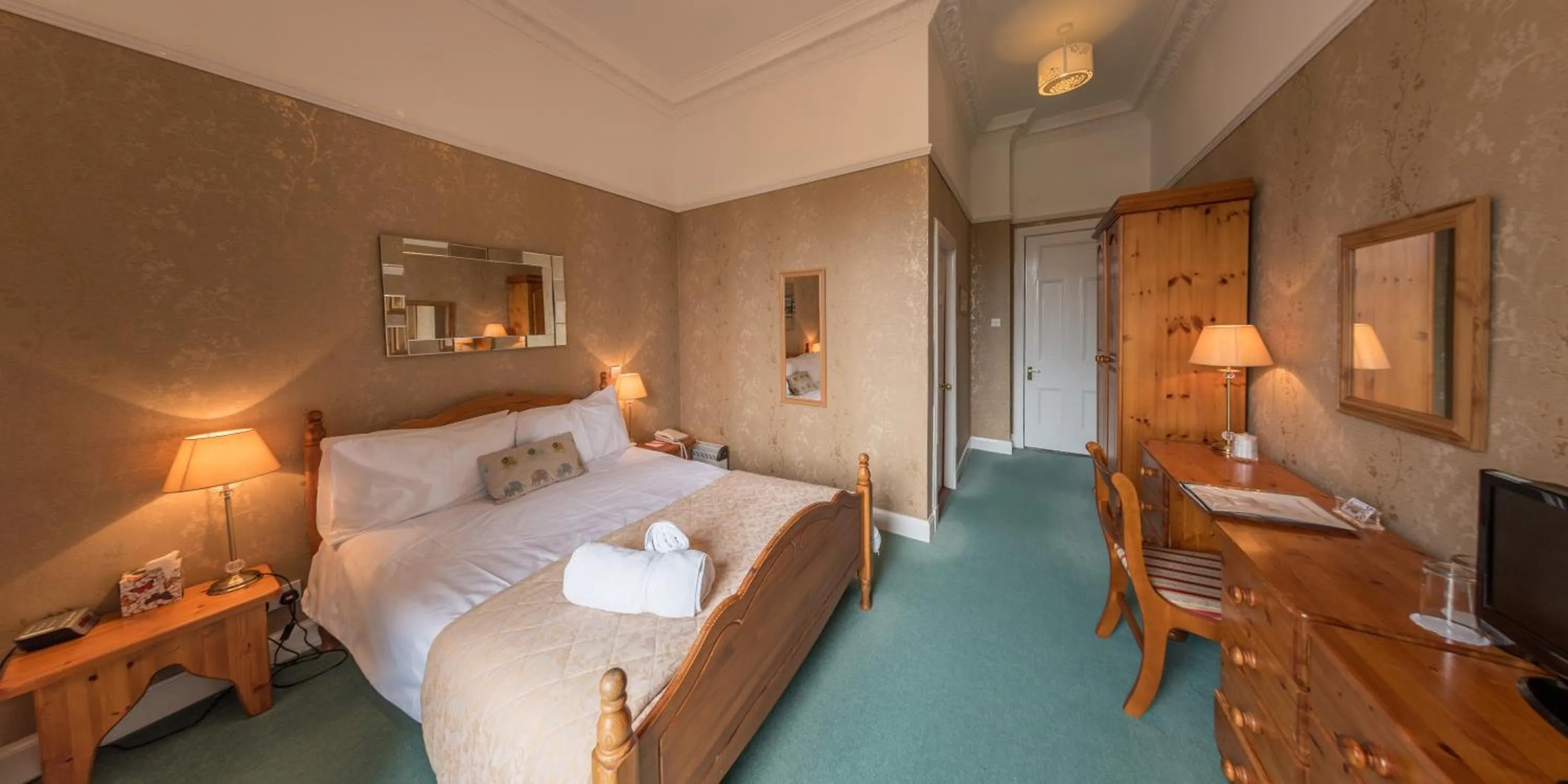 Bedroom, Bed in Craigard House Hotel