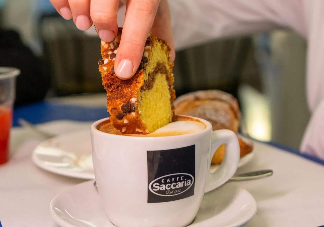 Breakfast in Hotel Le Querce