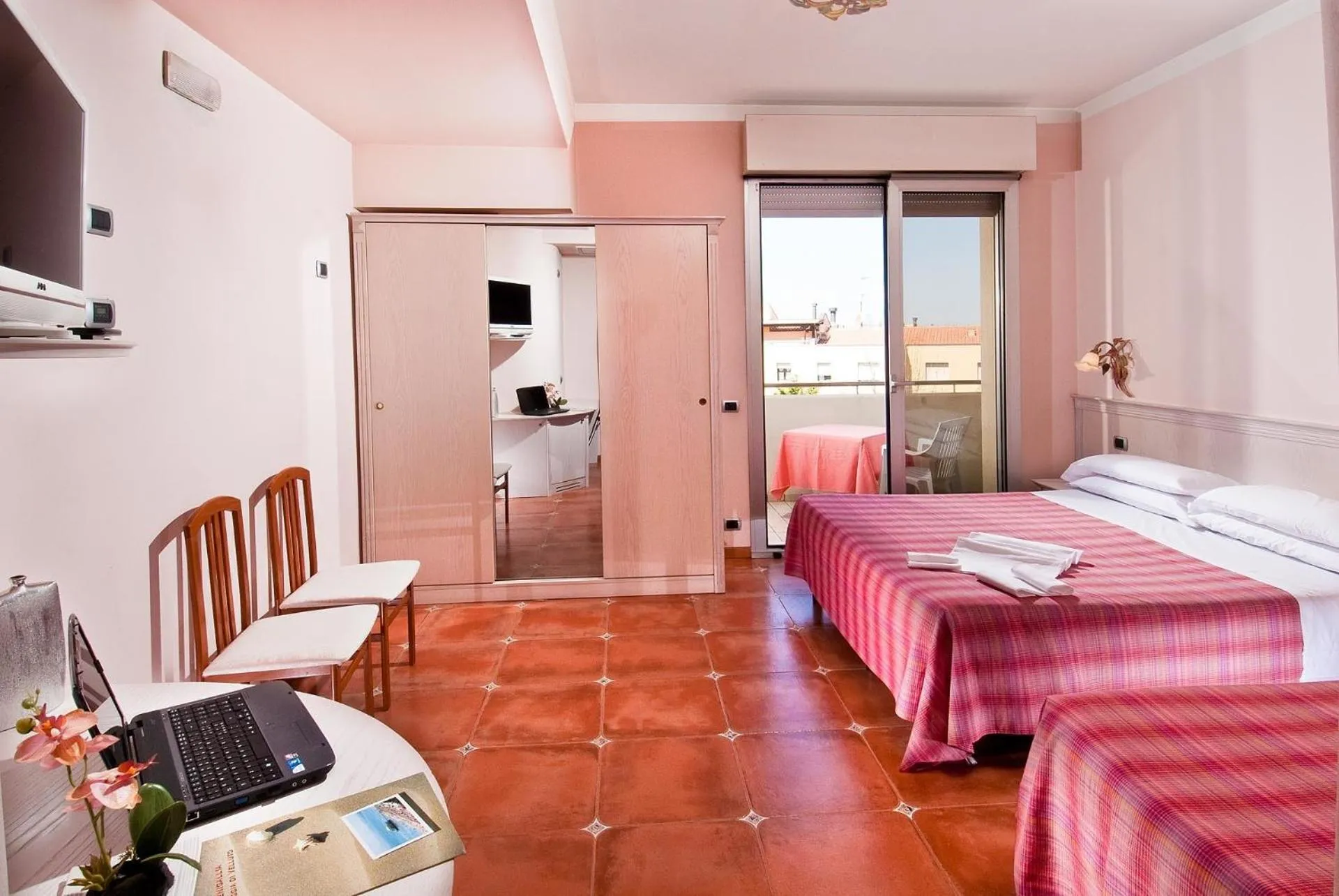 Day, Bed in Hotel Le Querce