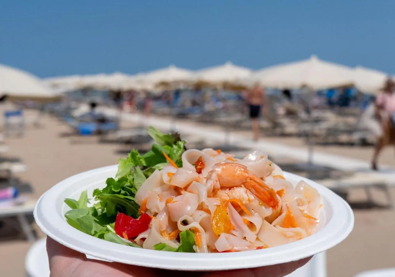 Restaurant/places to eat in Hotel Le Querce