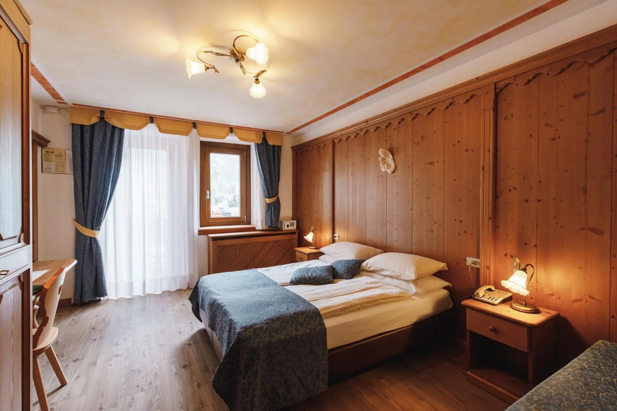Photo of the whole room, Bed in Albergo Centrale