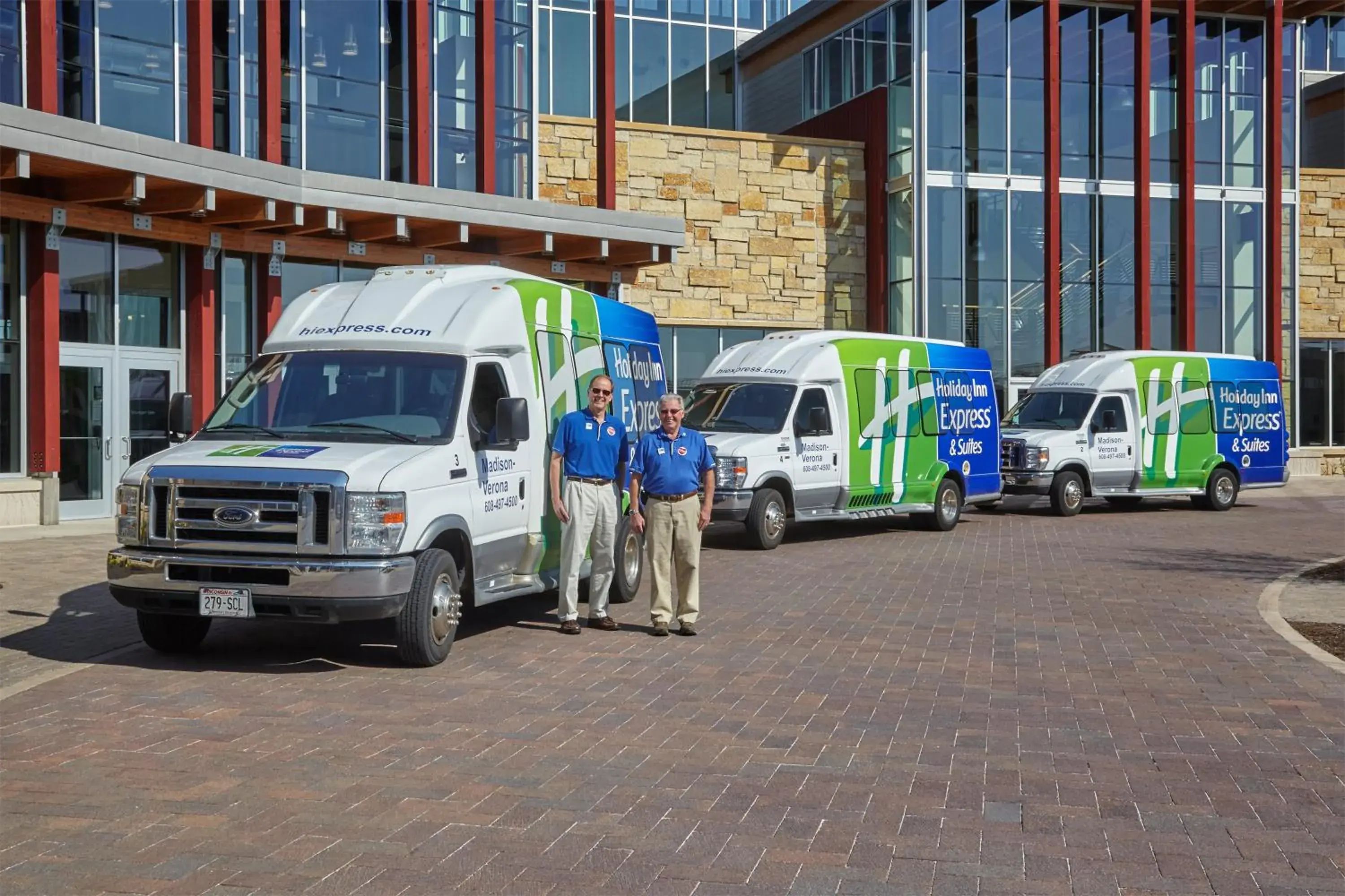 Property building in Holiday Inn Express & Suites Madison-Verona by IHG Property building in Holiday Inn Express & Suites Madison-Verona by IHG