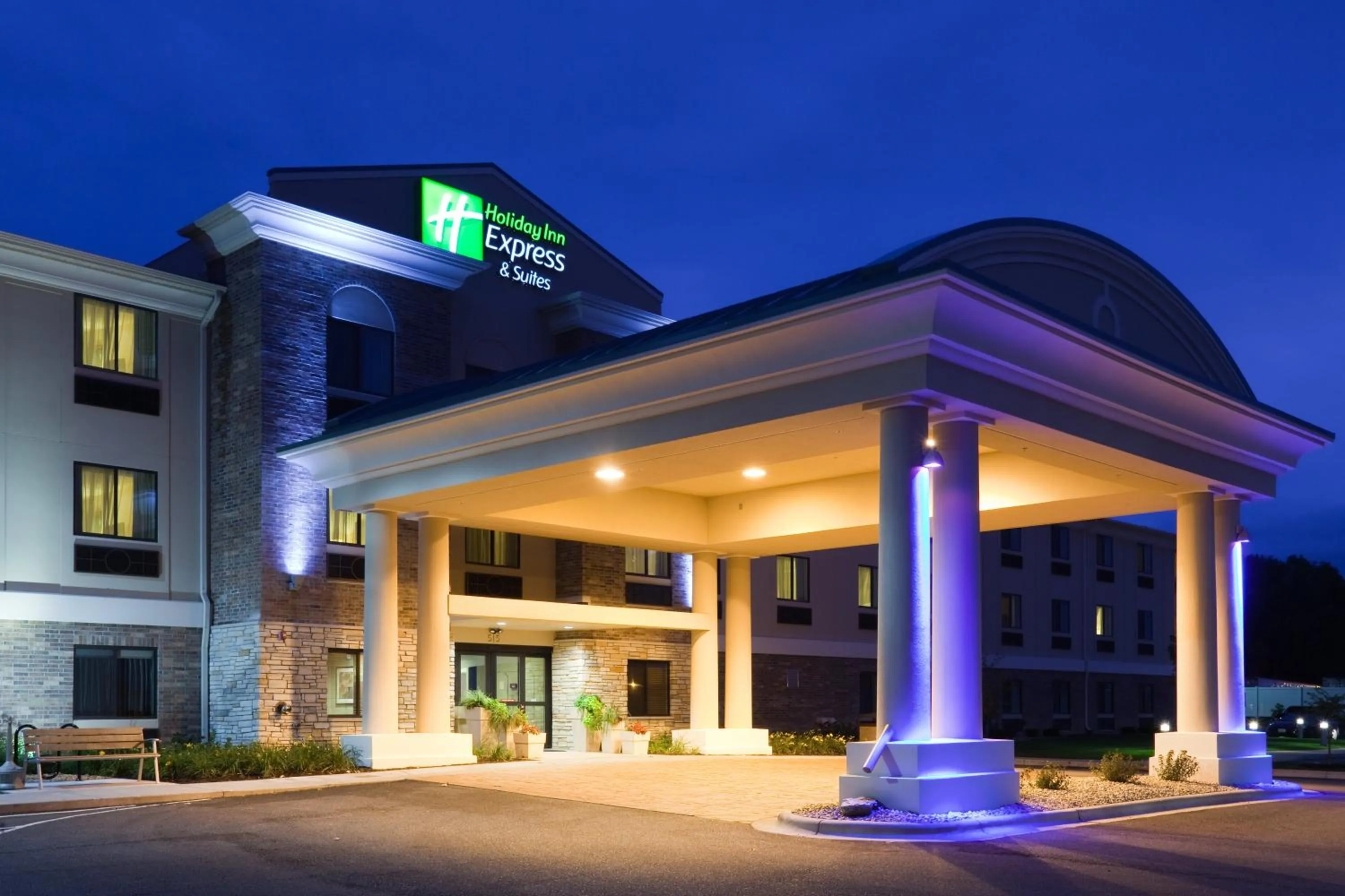 Property building in Holiday Inn Express & Suites Madison-Verona by IHG