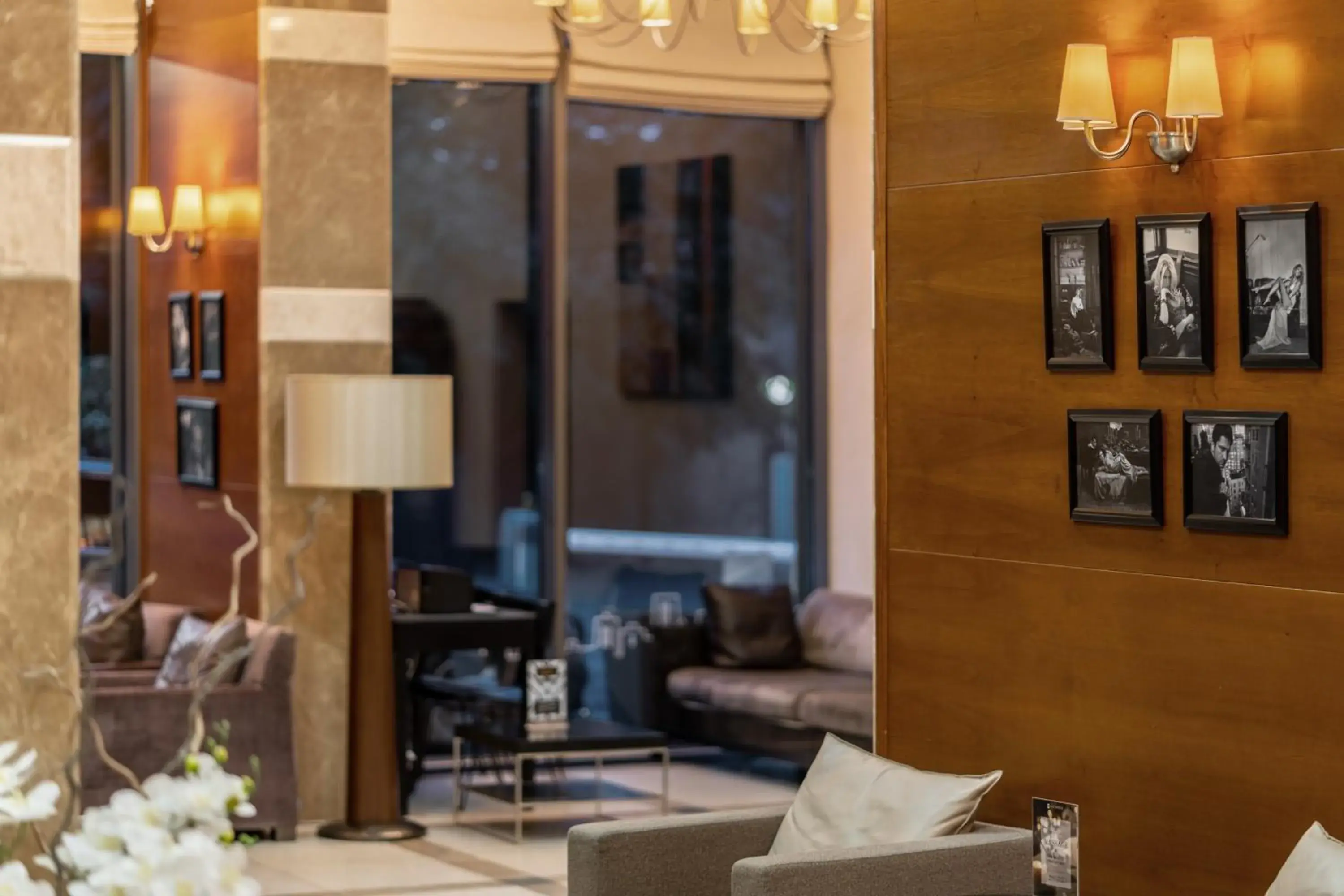 Lobby or reception in CITYHOTEL Lobby or reception in CITYHOTEL