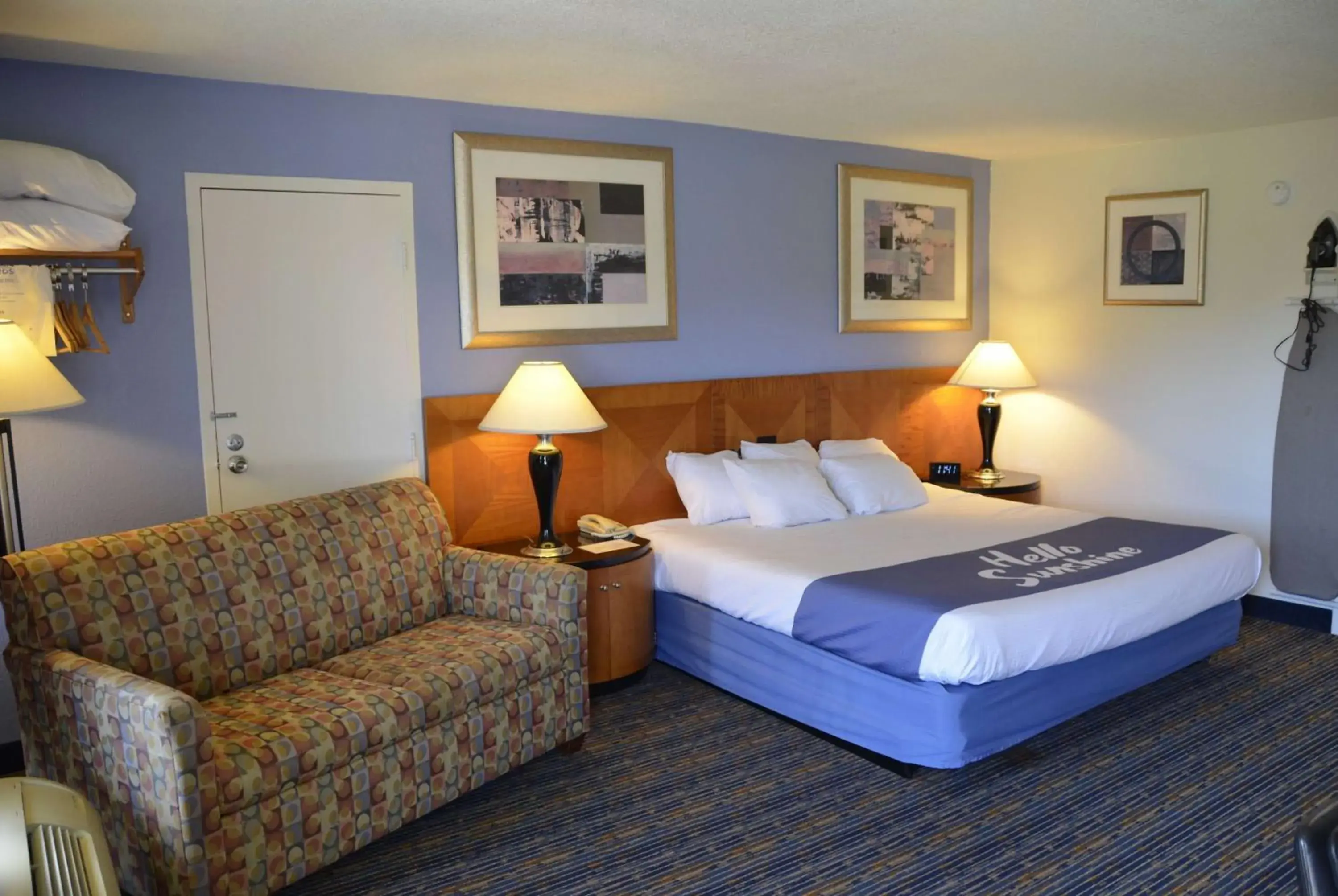 Photo of the whole room, Bed in Days Inn by Wyndham Luray Shenandoah Photo of the whole room, Bed in Days Inn by Wyndham Luray Shenandoah