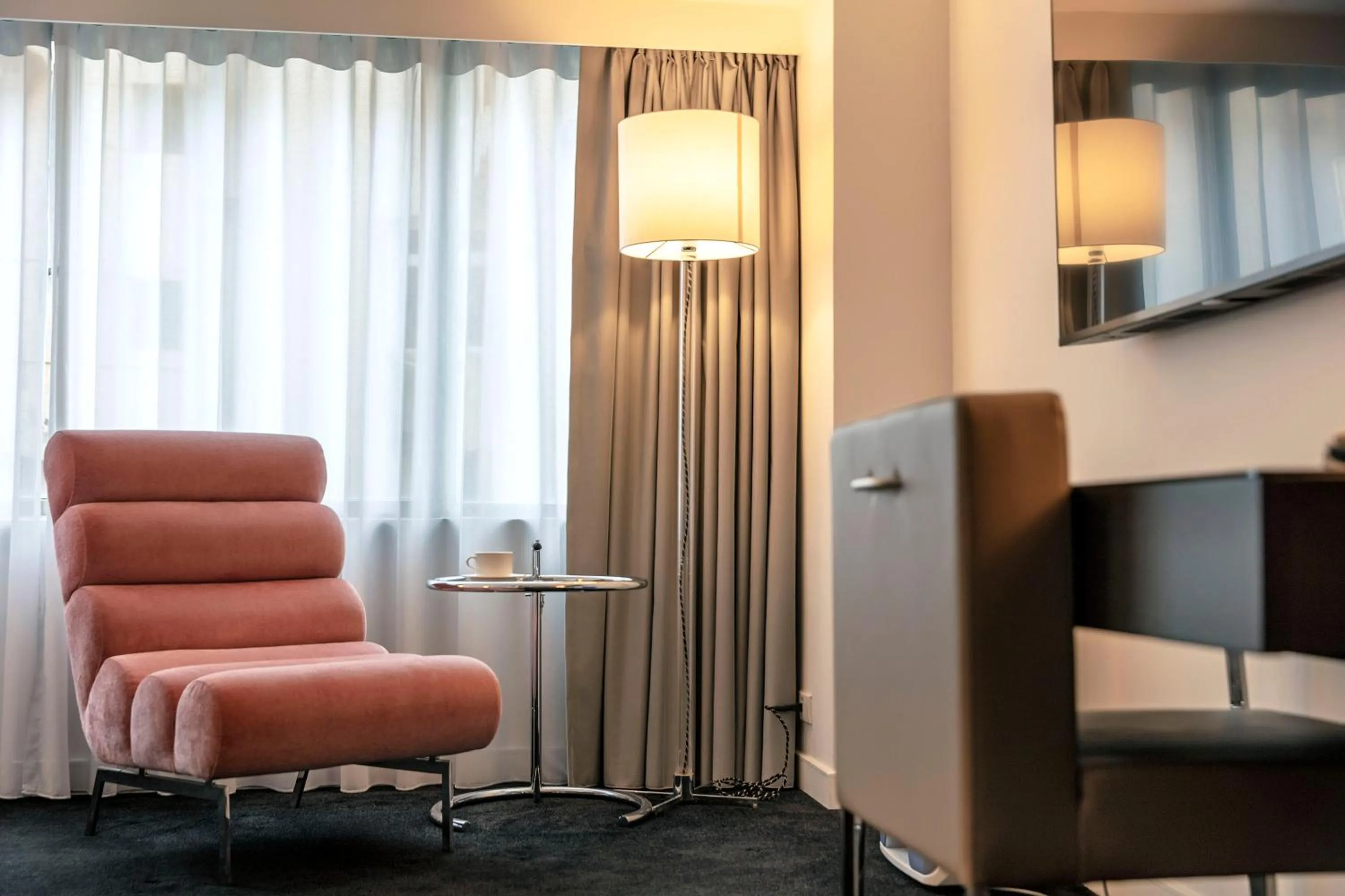 furniture in United Hotel