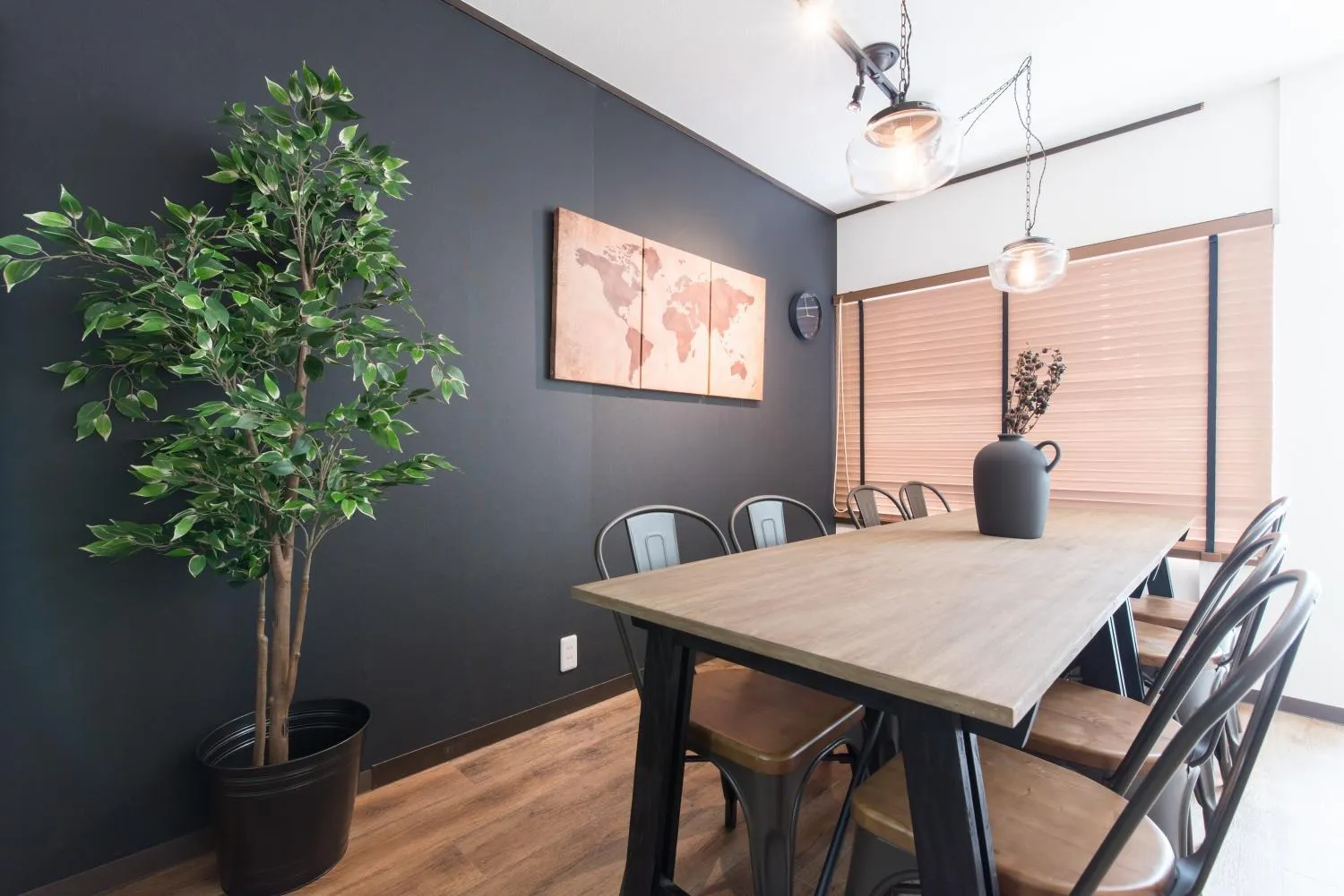 Dining area in fleur Matsuyamachi -vacation rental-