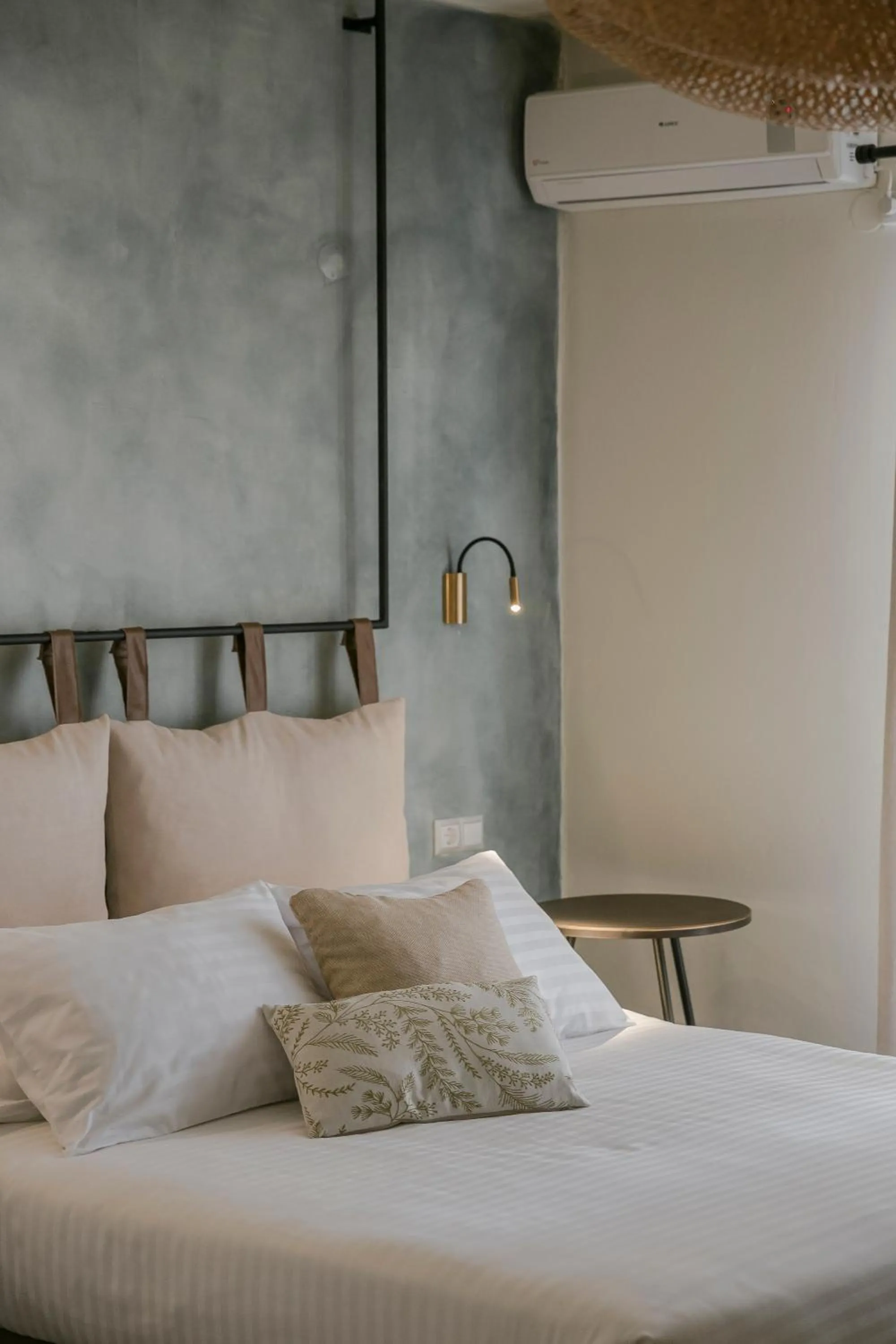 Bed in Socrates Apartments