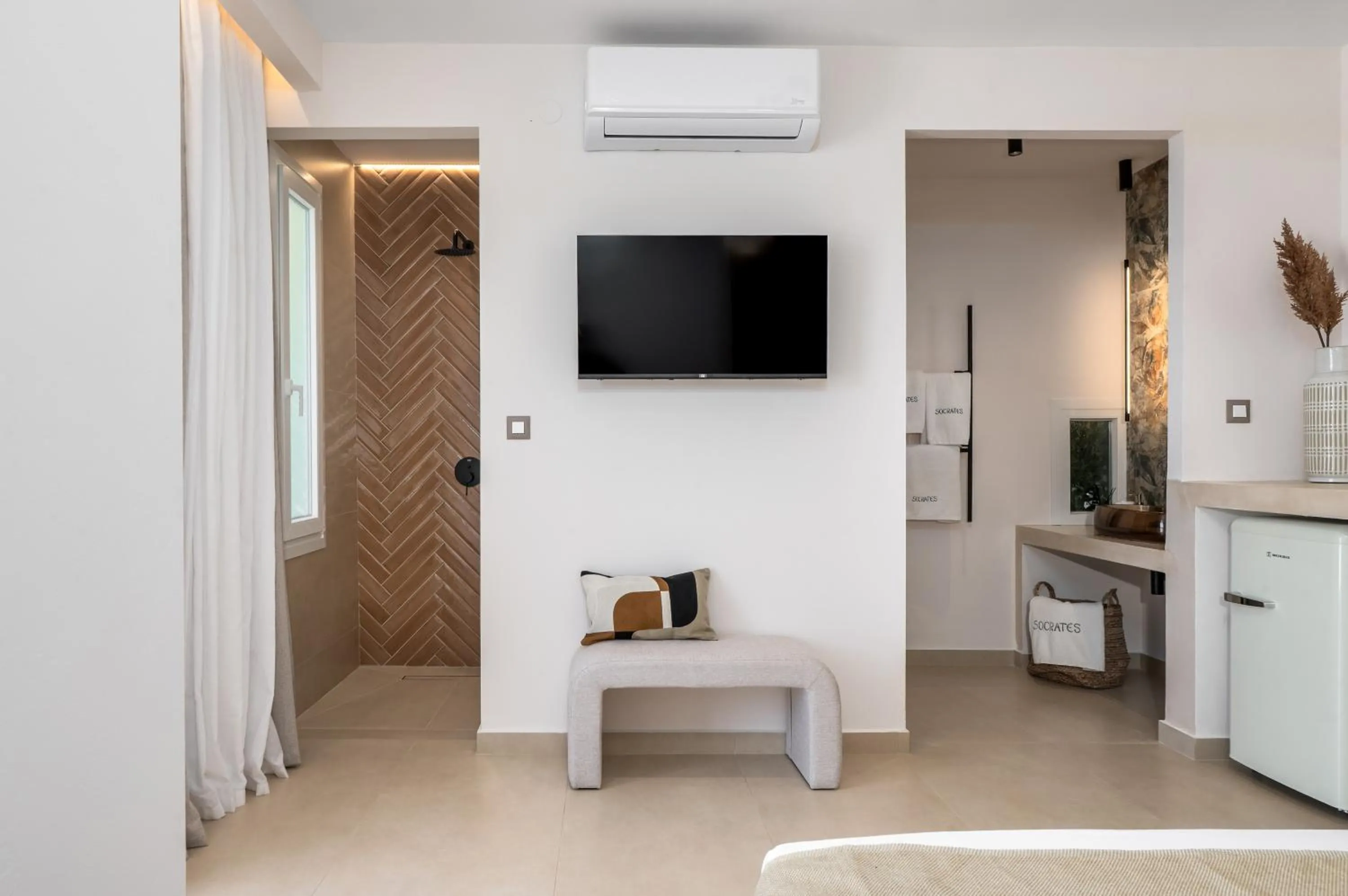 TV and multimedia in Socrates Apartments
