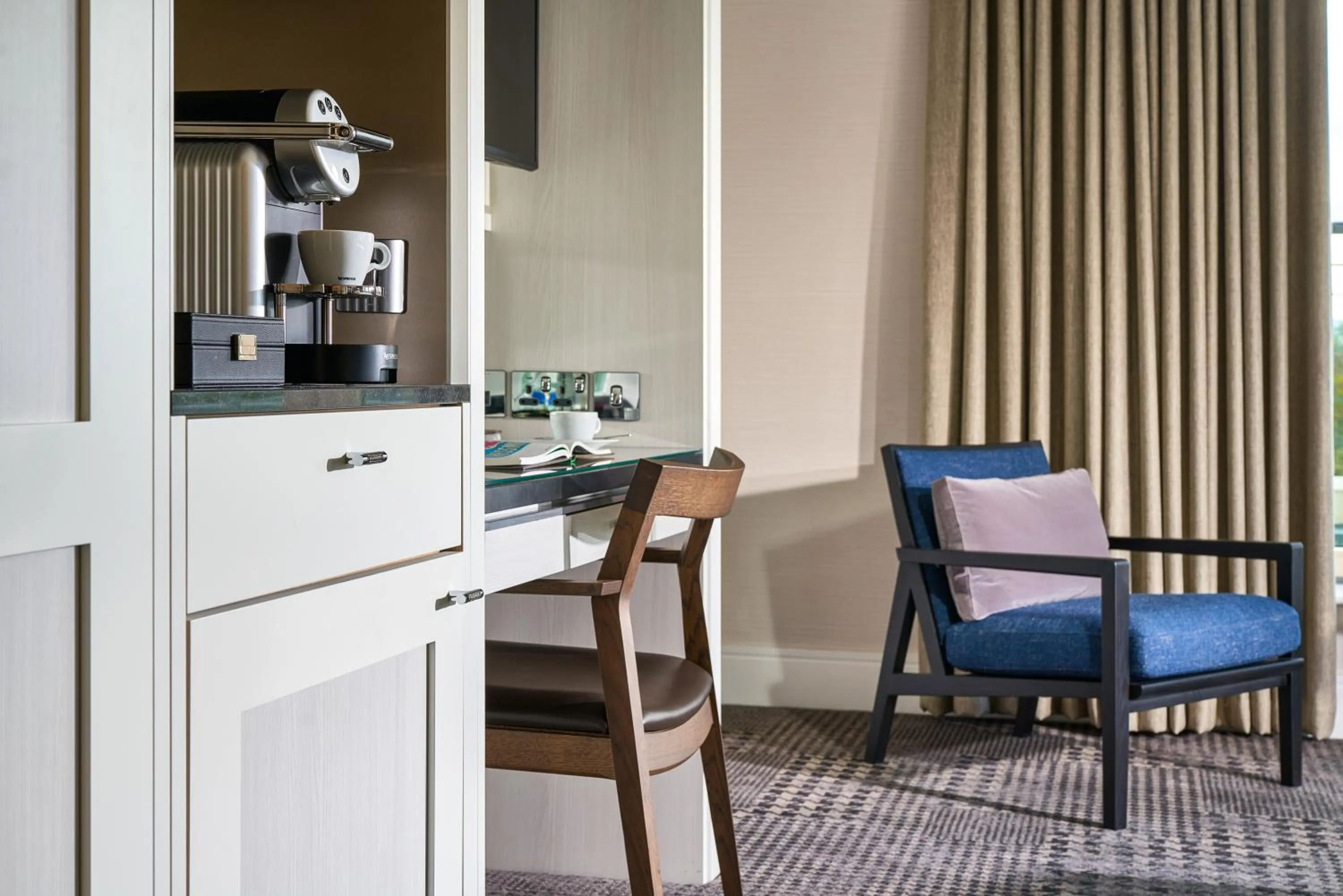Coffee/tea facilities in Herbert Park Hotel and Park Residence