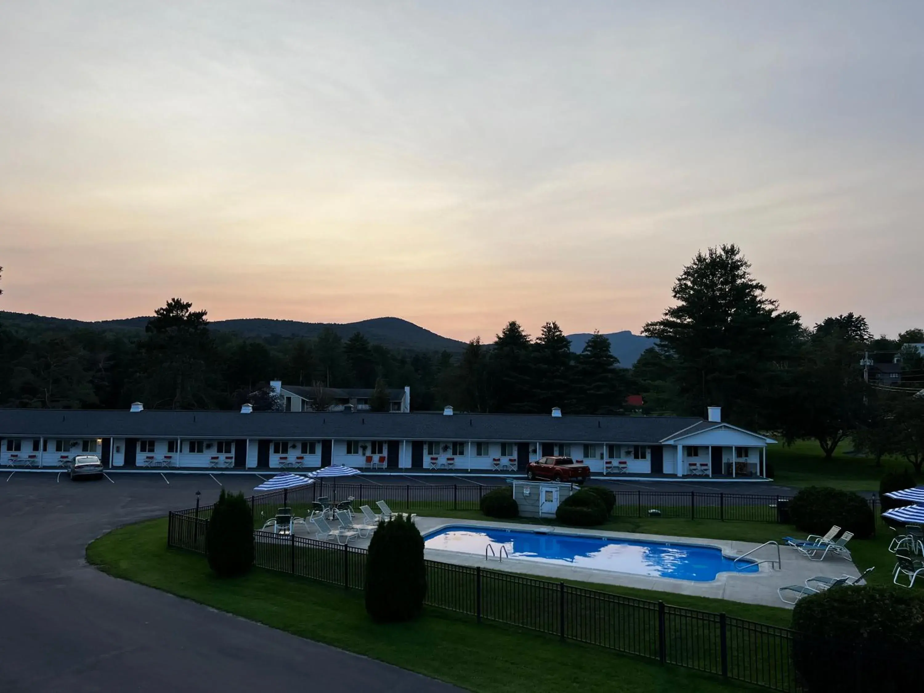 Swimming pool in Stowe Motel & Snowdrift Swimming pool in Stowe Motel & Snowdrift