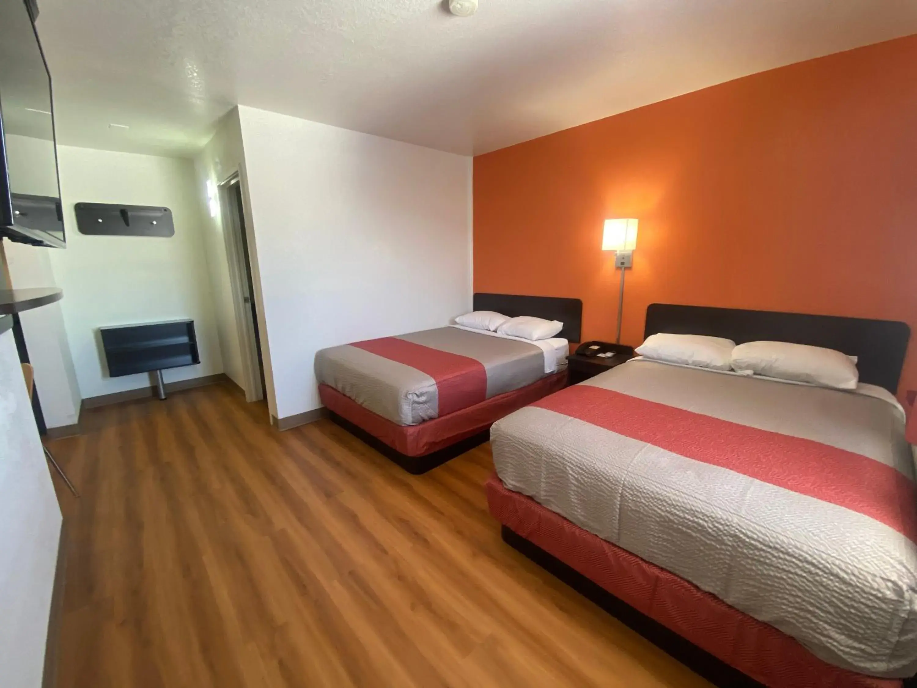 Bed in Motel 6-Goodland, KS Bed in Motel 6-Goodland, KS