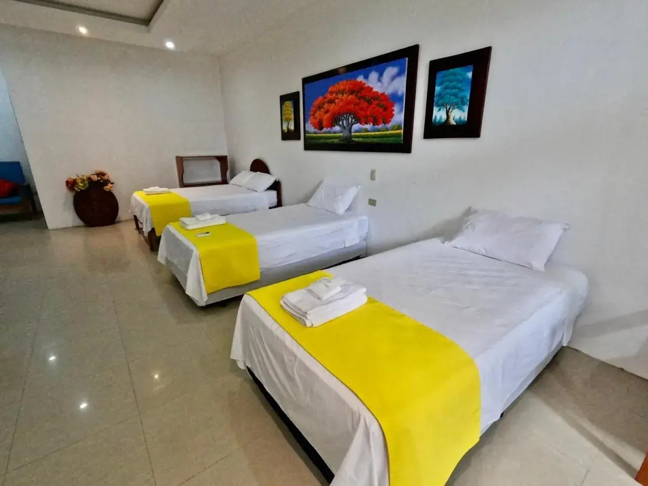 Bedroom, Bed in Galápagos Isabela Hotel Loja Bedroom, Bed in Galápagos Isabela Hotel Loja