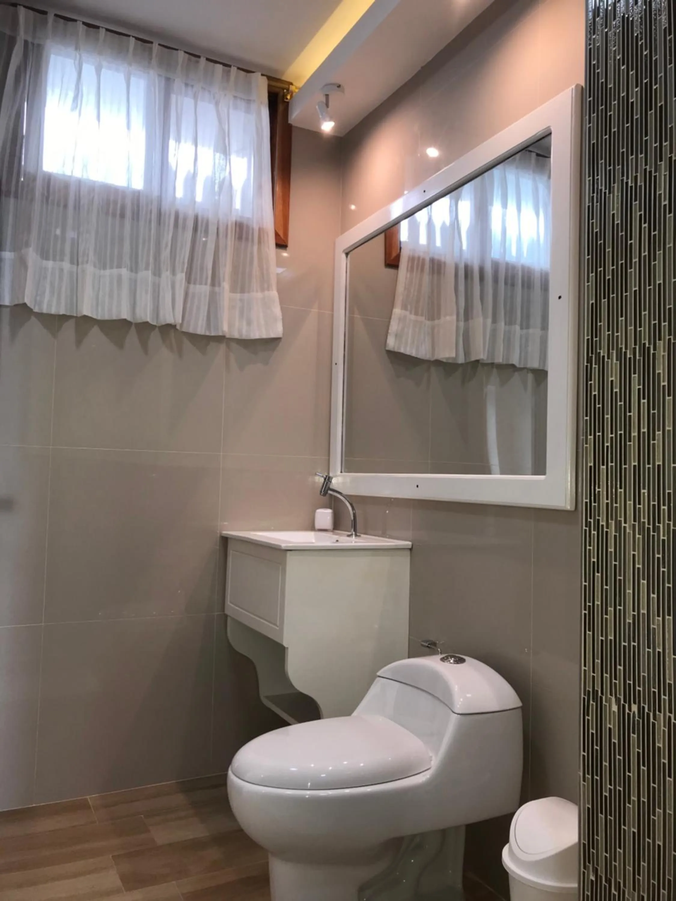 Bathroom in Galápagos Isabela Hotel Loja