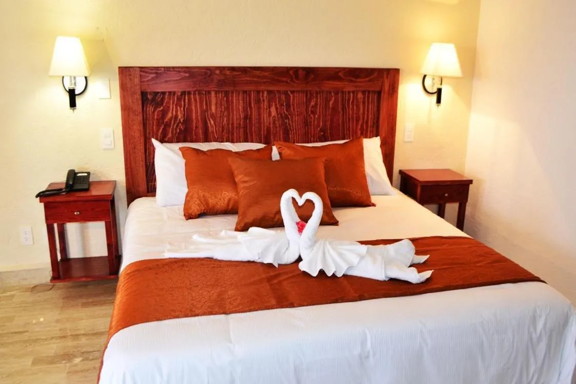 Photo of the whole room, Bed in Hotel Rinconada de Cortes