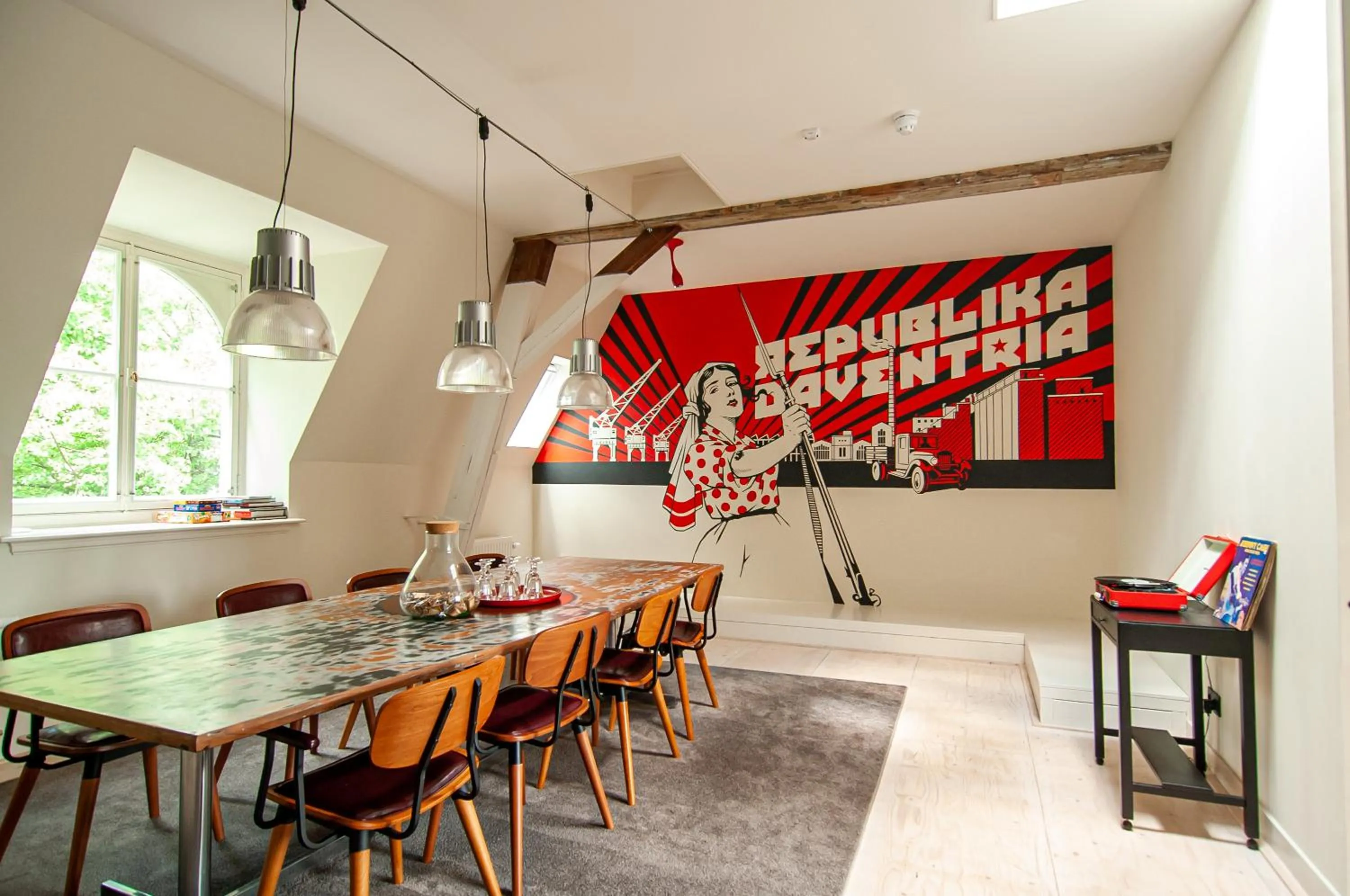 Game Room in Bird Deventer