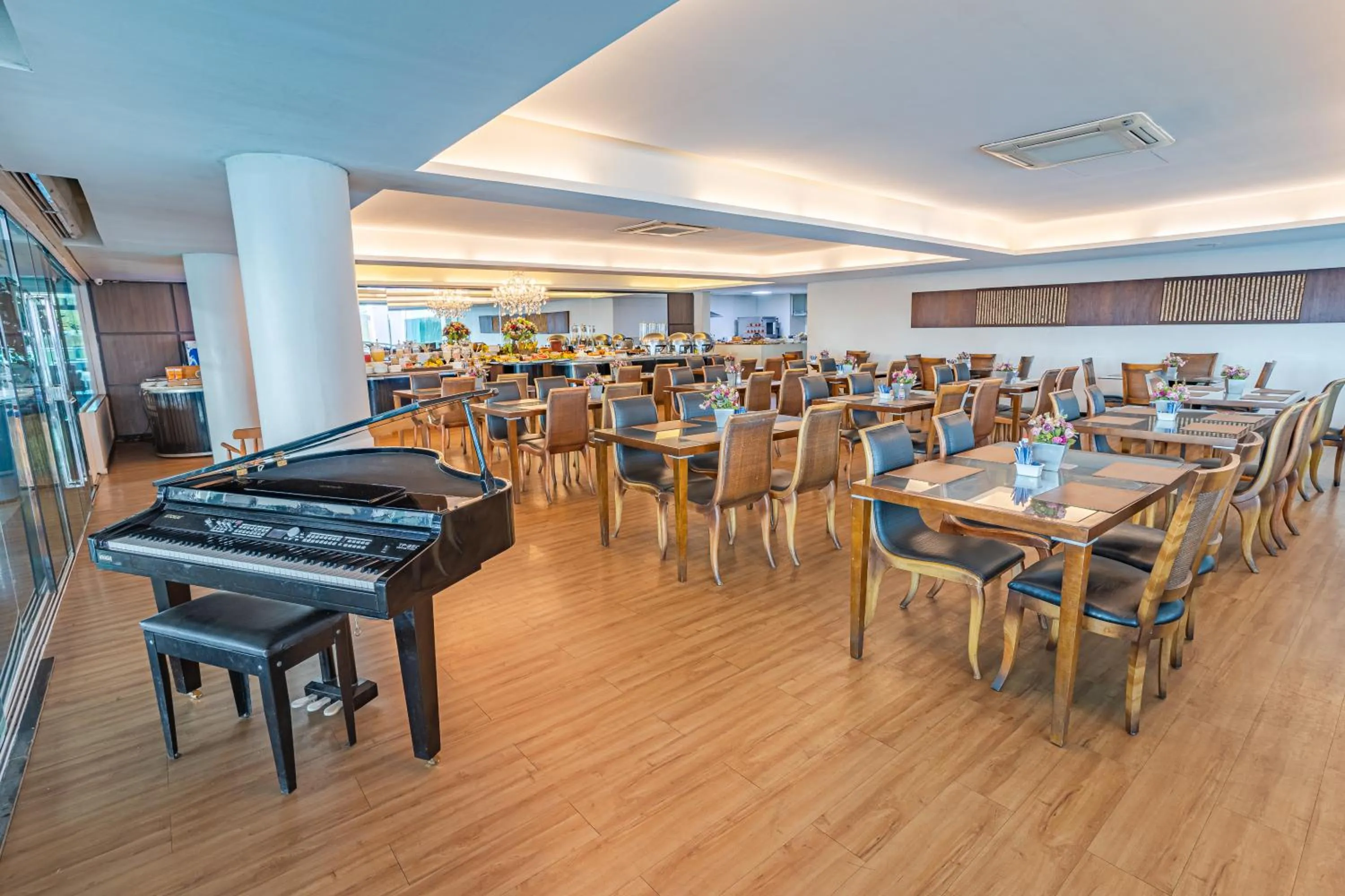 Restaurant/places to eat in Hotel Village Premium Campina Grande