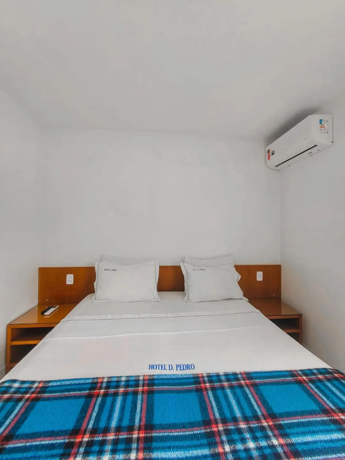 Bed in Dom Pedro Hotel