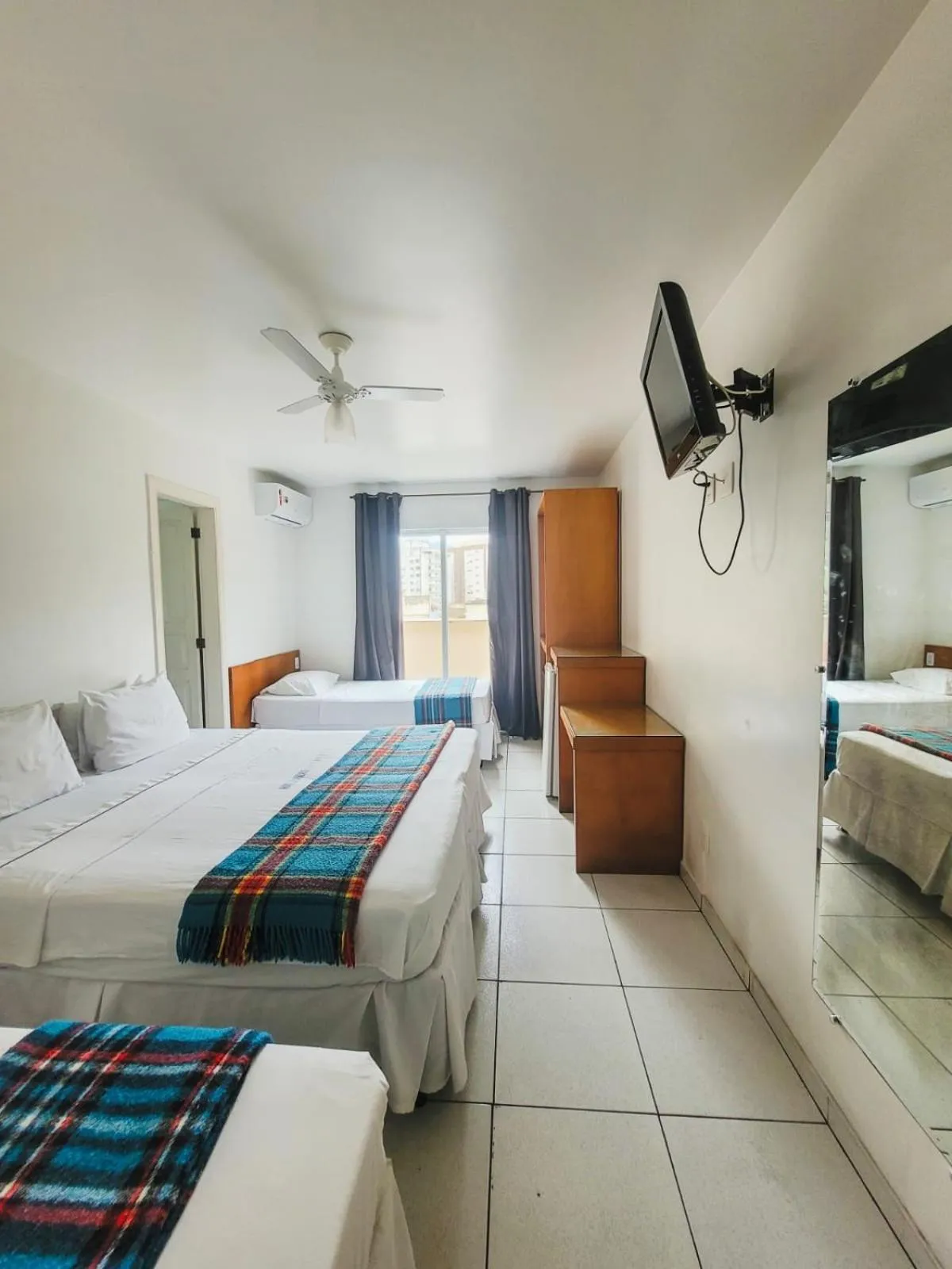 Bed in Dom Pedro Hotel