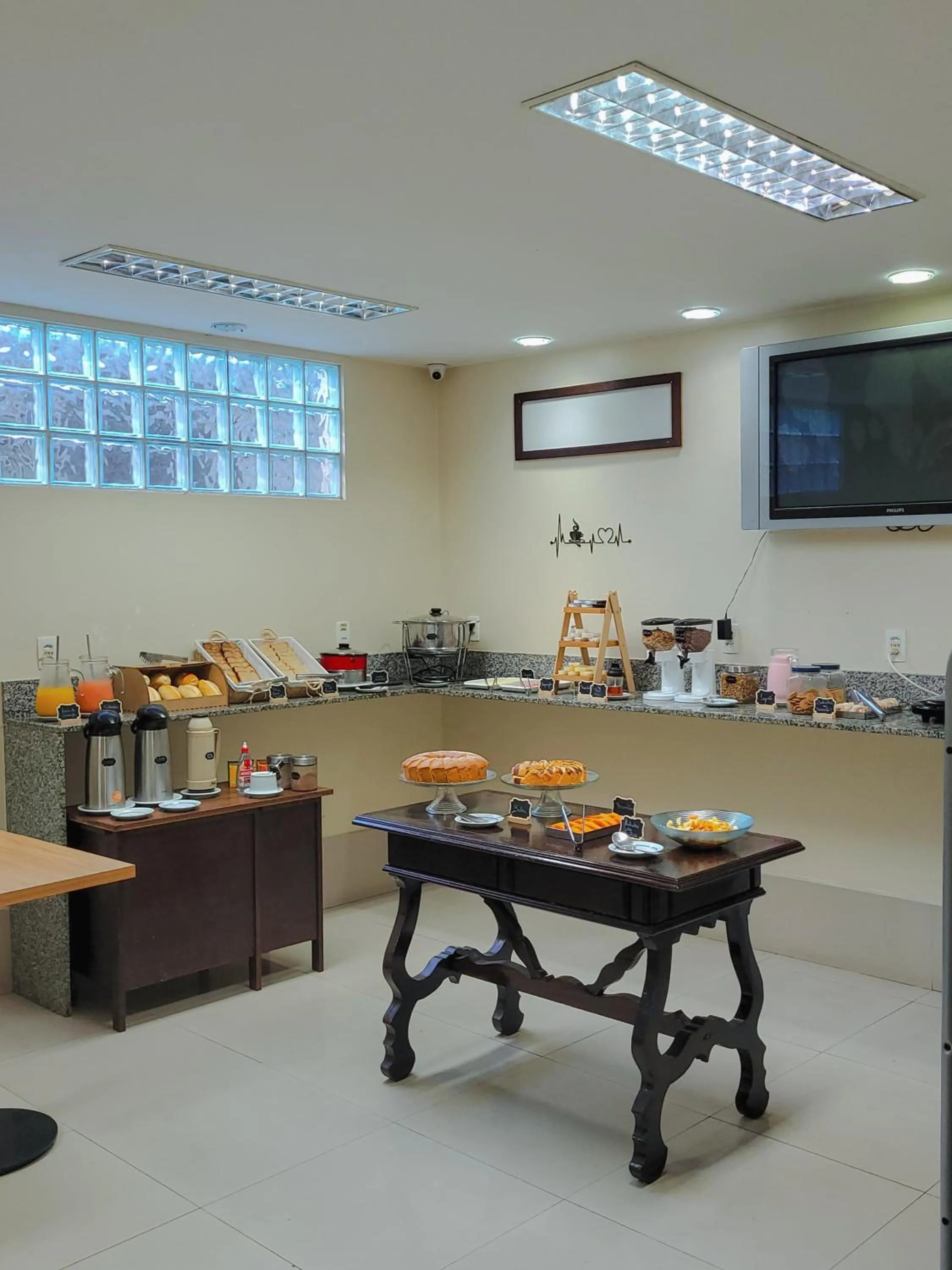 Breakfast in Dom Pedro Hotel